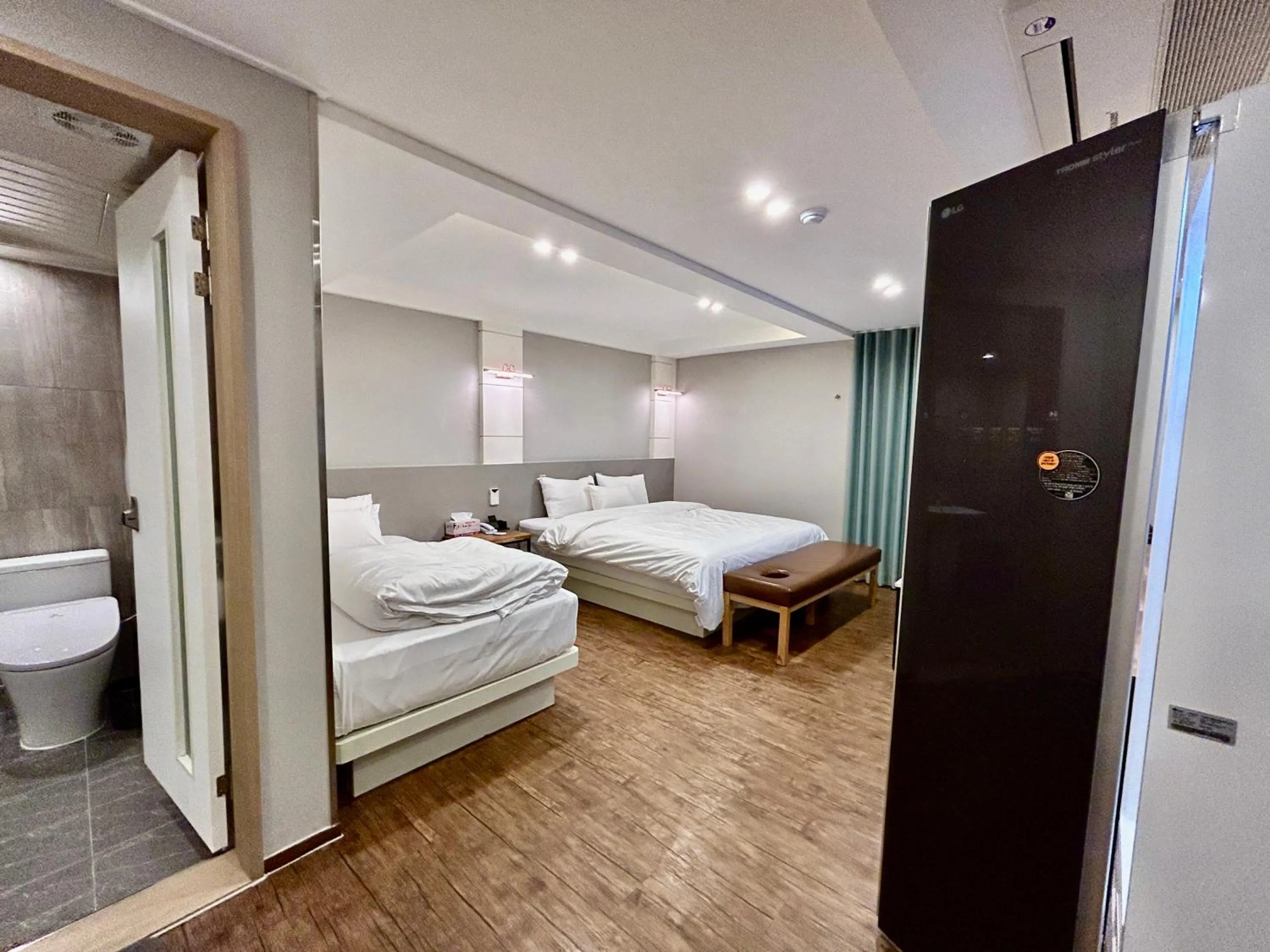 Bed in Series hotel