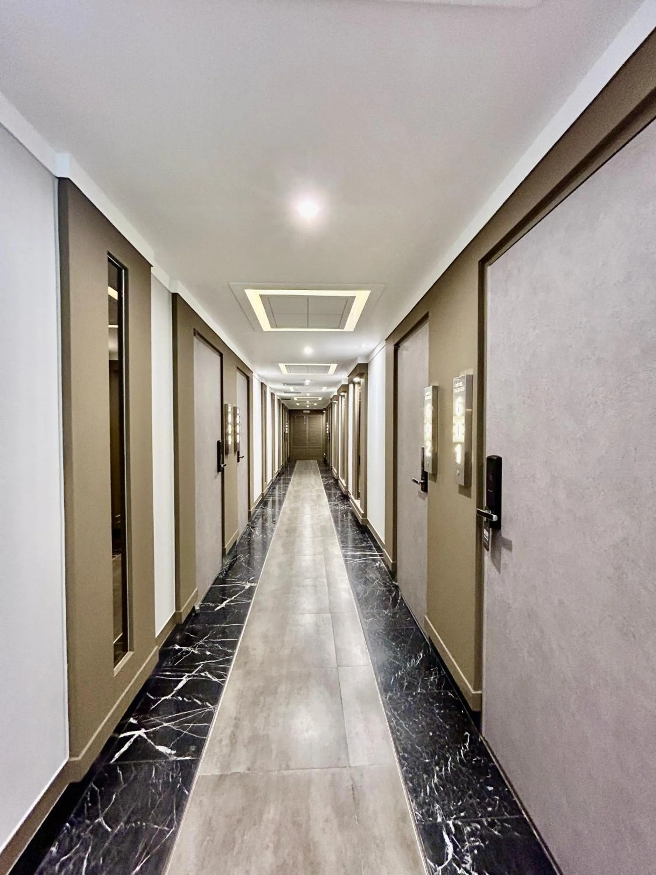 Series hotel