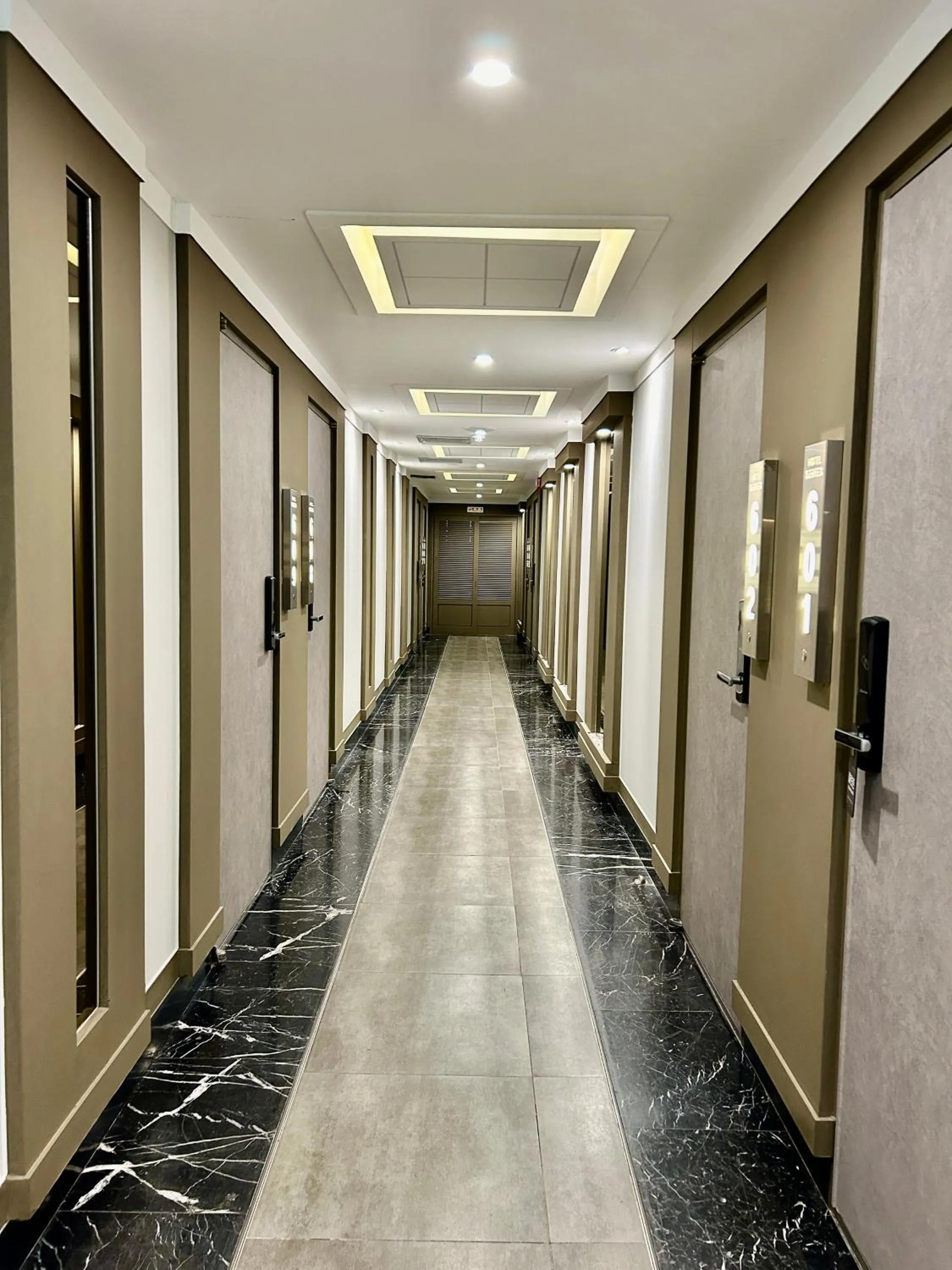 Series hotel