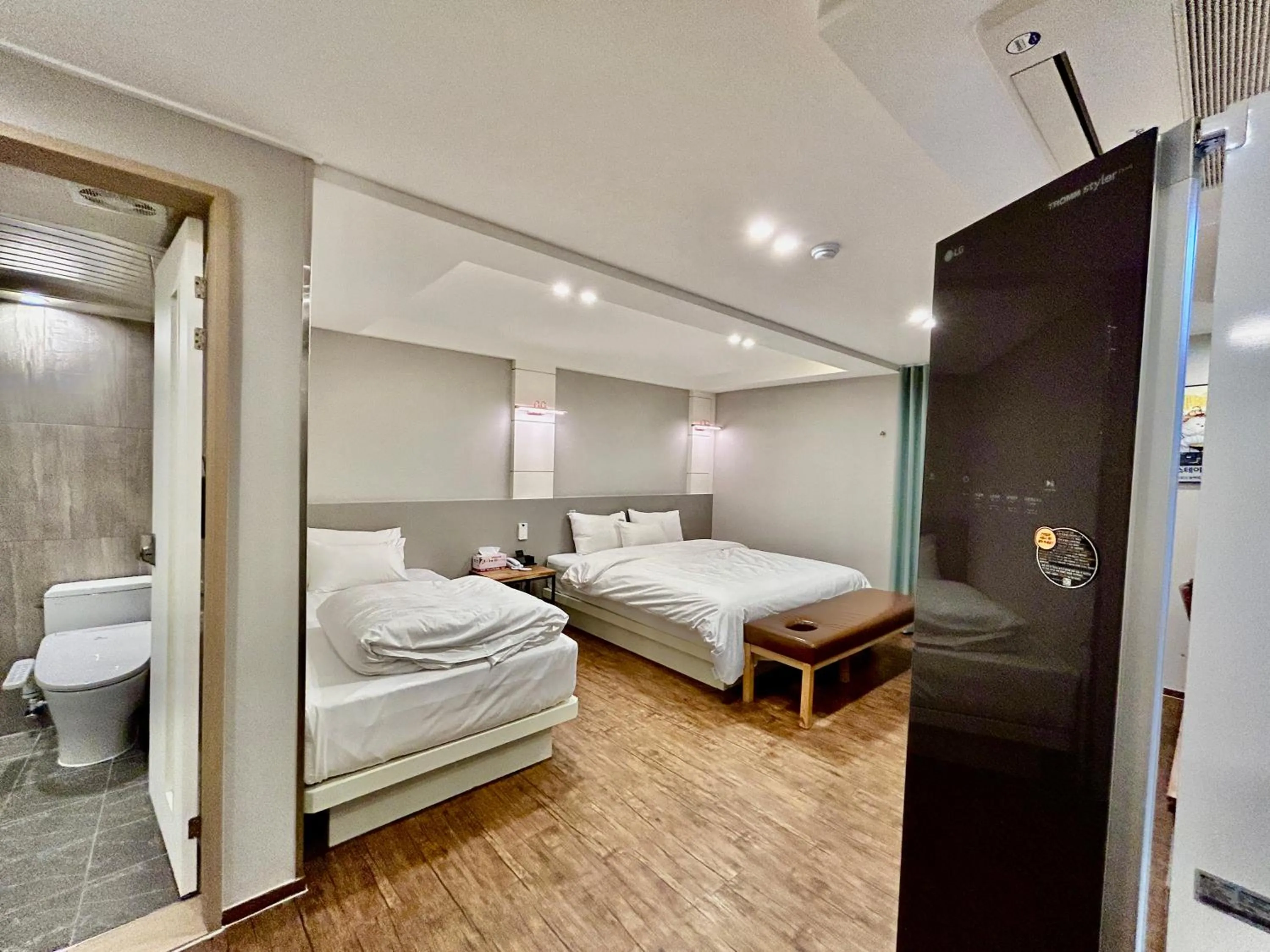 Bed in Series hotel