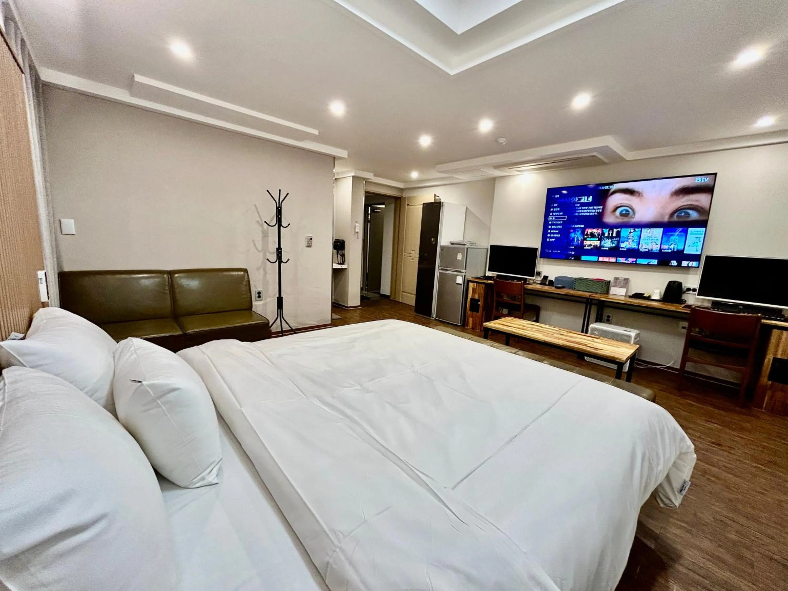 Bed in Series hotel