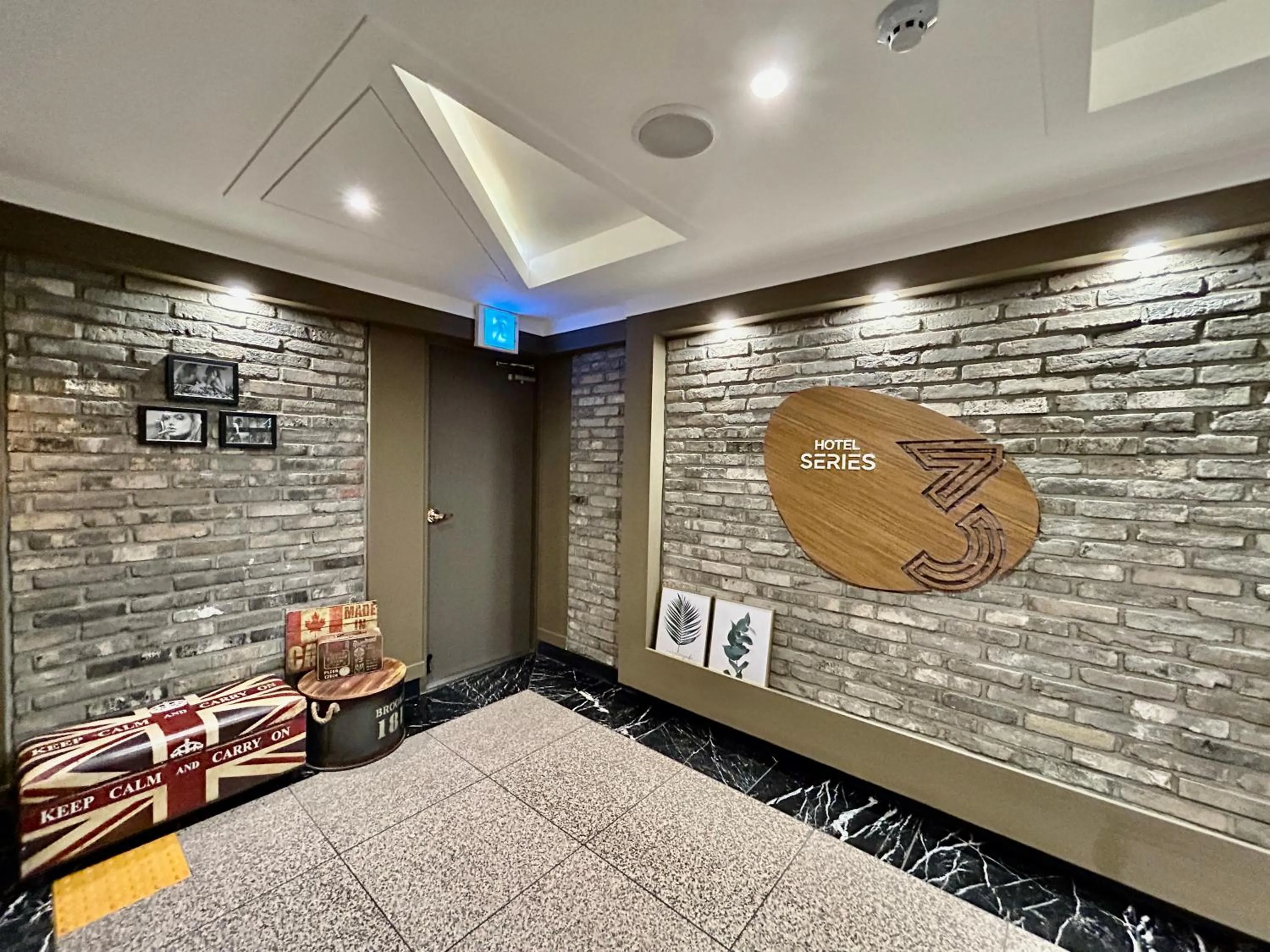 Series hotel