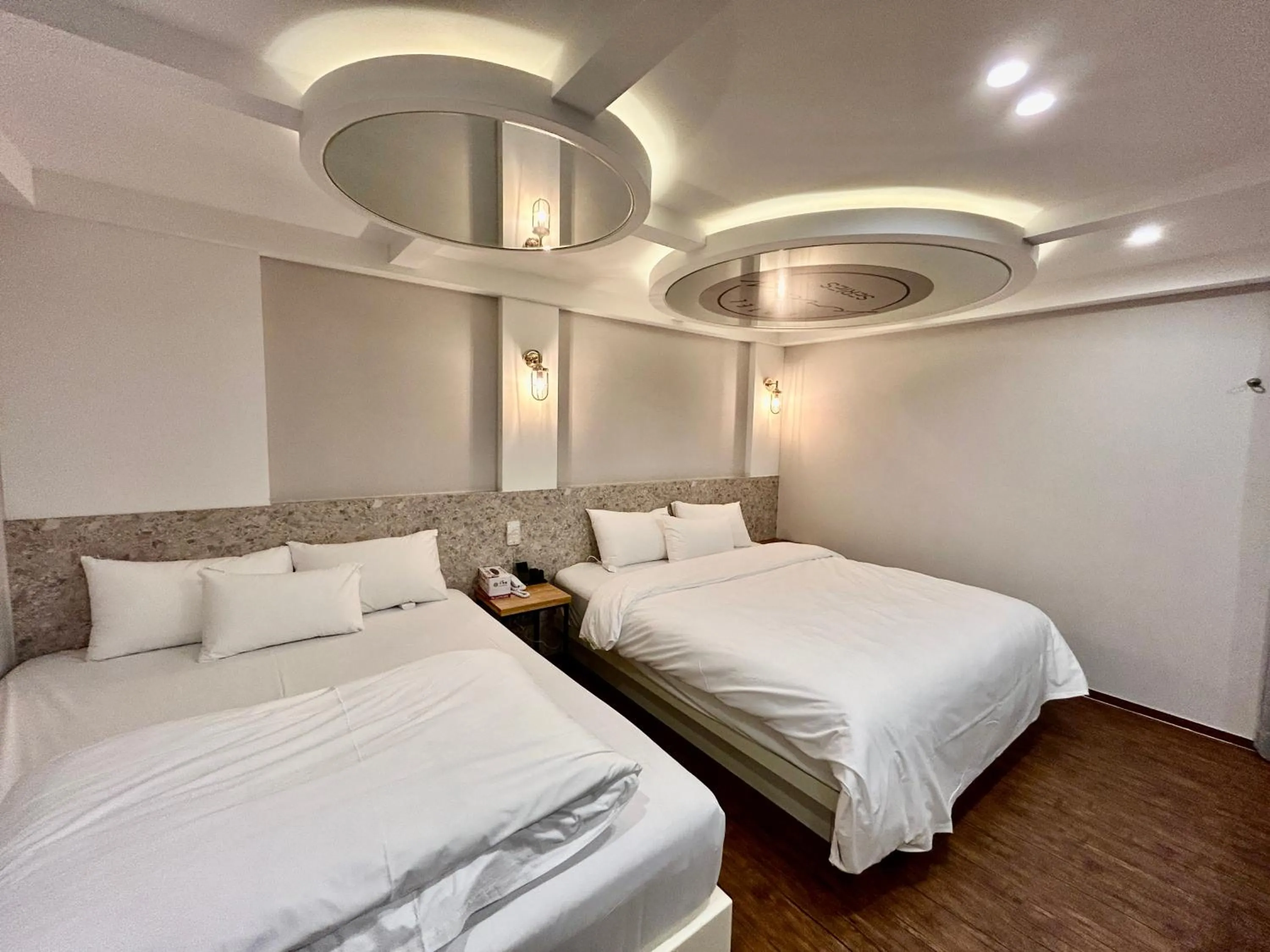 Bed in Series hotel