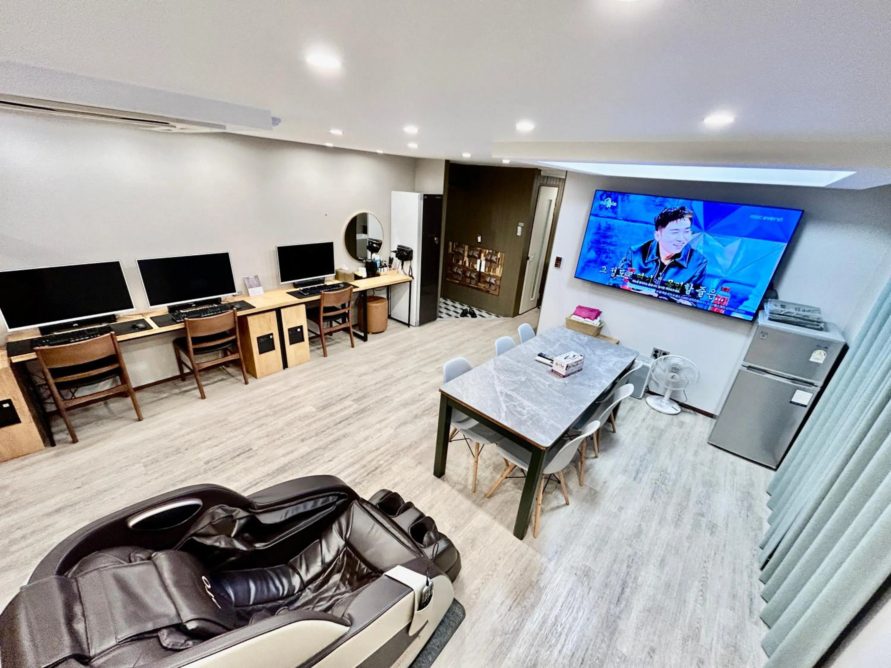 TV and multimedia in Series hotel