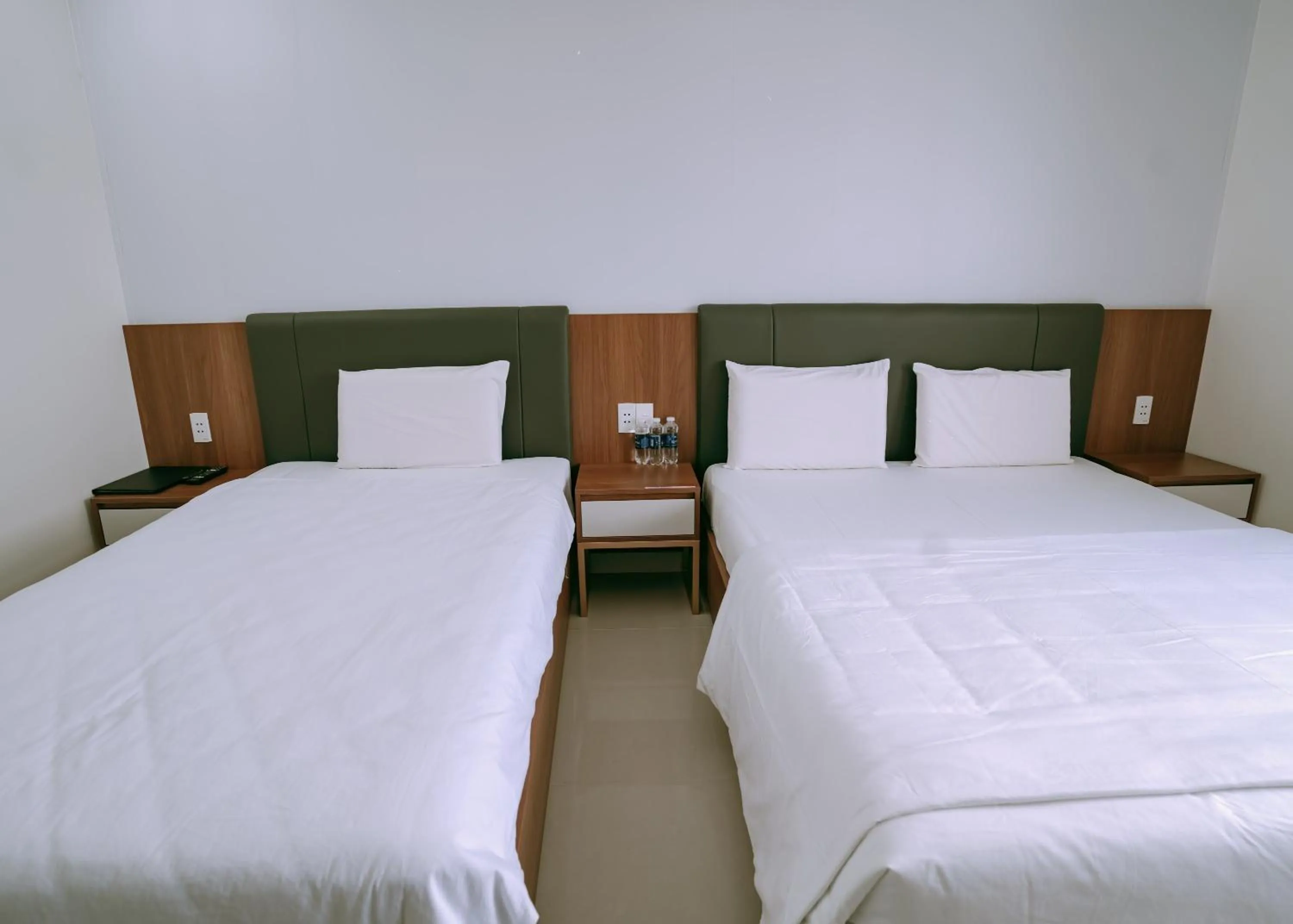 Photo of the whole room, Bed in Thuan Phat House Soc Trang