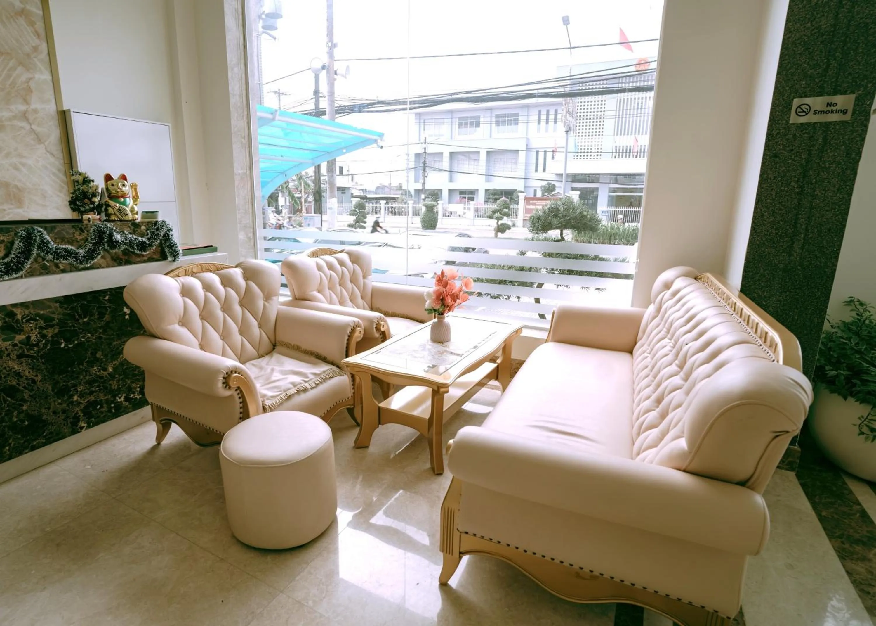 Guests in Thuan Phat House Soc Trang