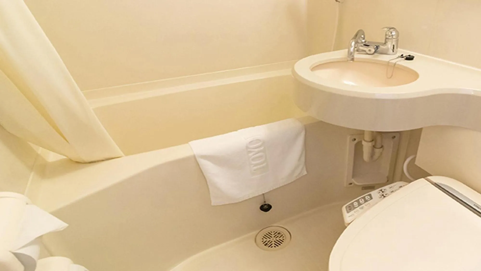 Bathroom in Toyoko Inn Kokura-eki Kita-guchi