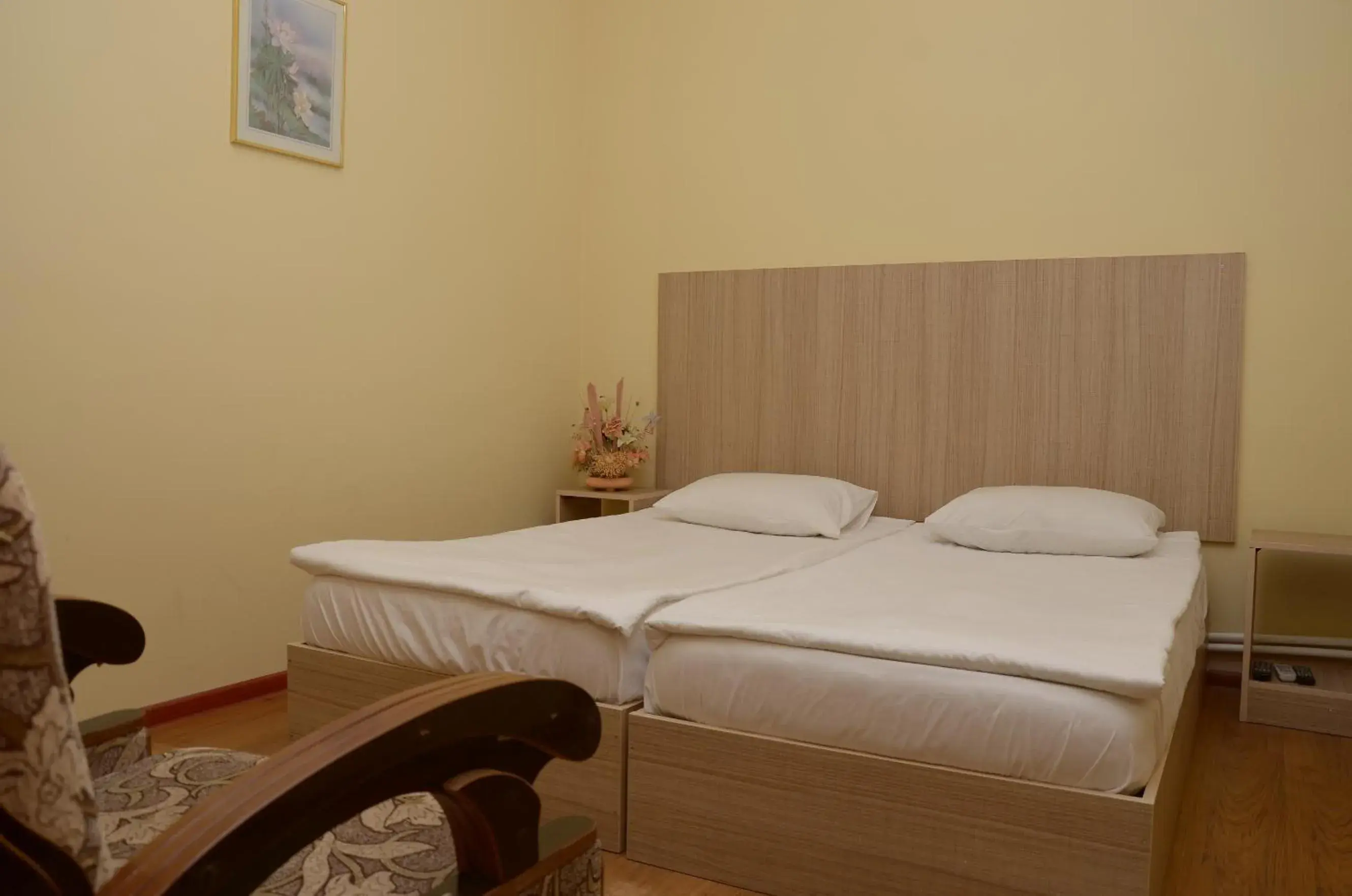 Twin Room with Bathroom in StarHostel Twin Room with Bathroom in StarHostel