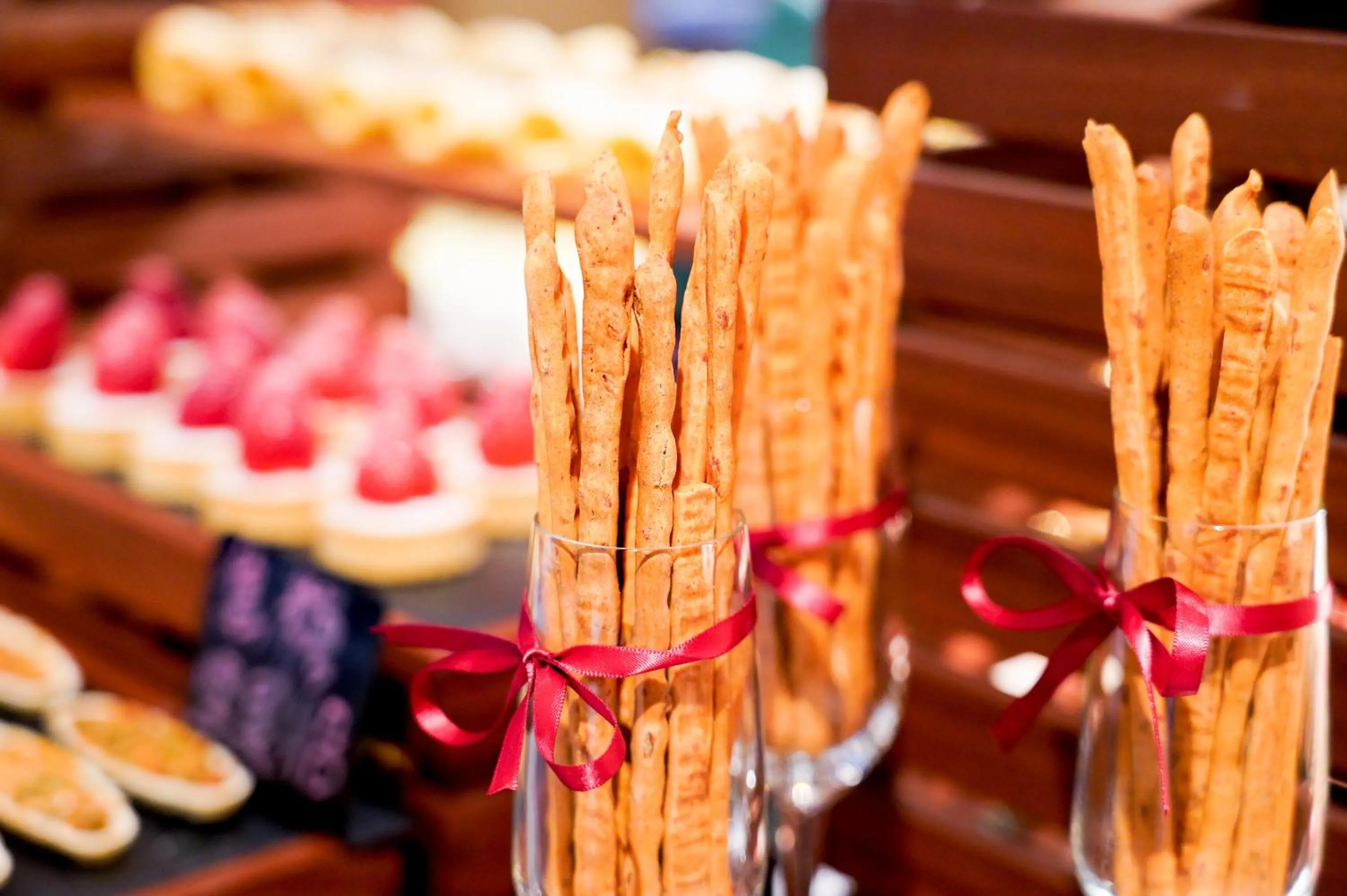 Restaurant/places to eat in Shan Zhi Ye Serviced Apartment Hotel - Houjie Wanda Plaza Liaoxia Subway Station