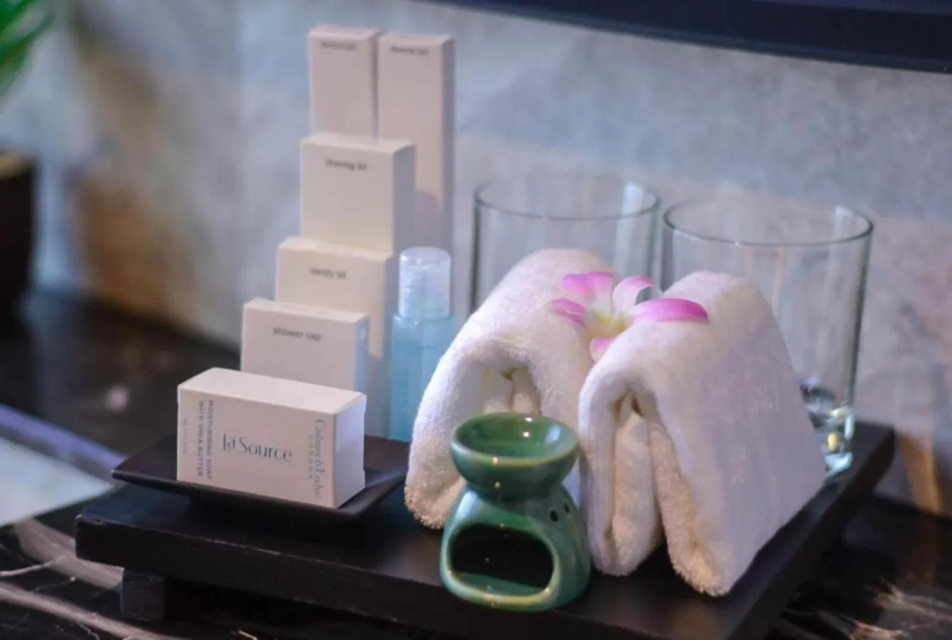 Bathroom in Oakwood Makati Avenue