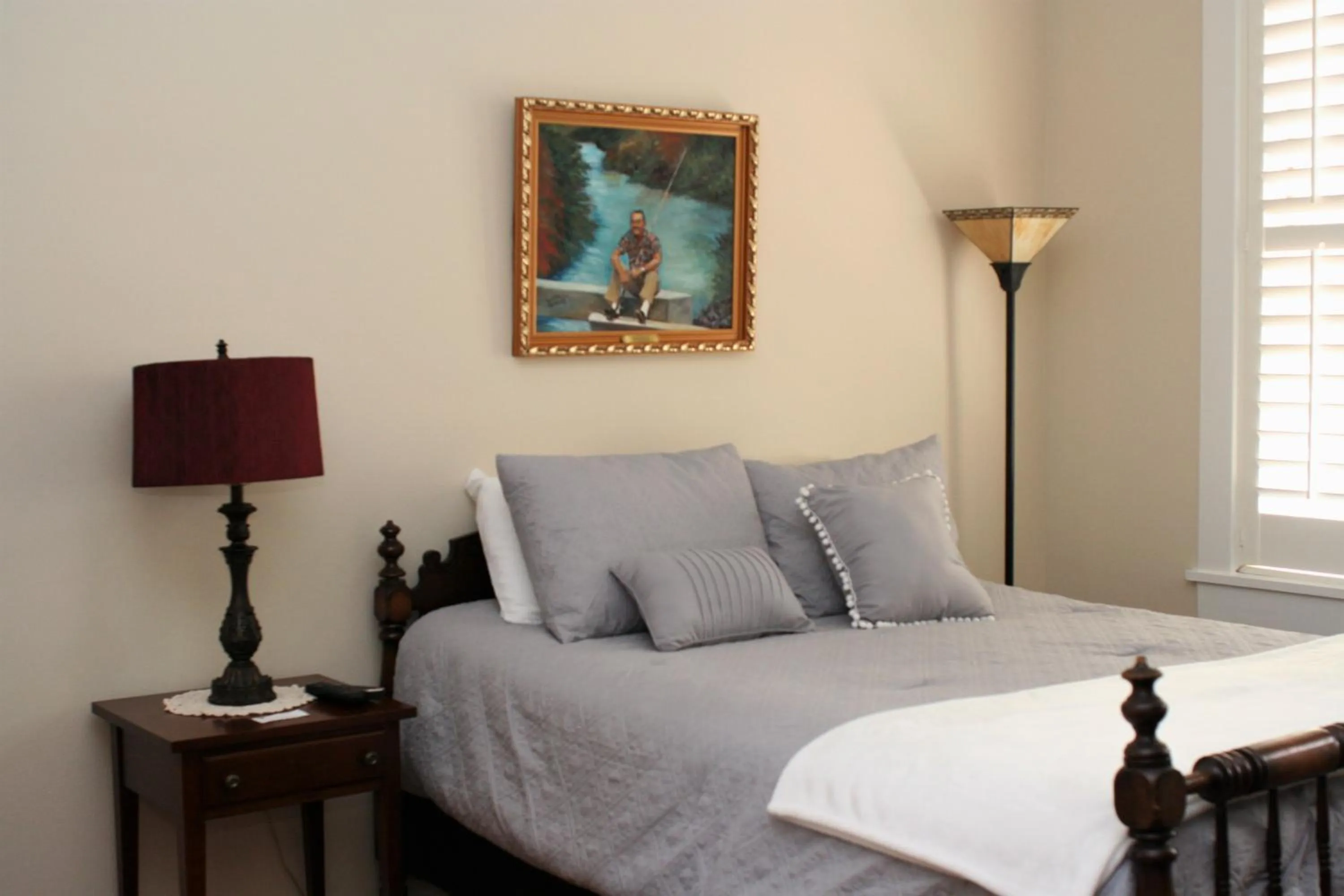 Bed in Riverview Hotel