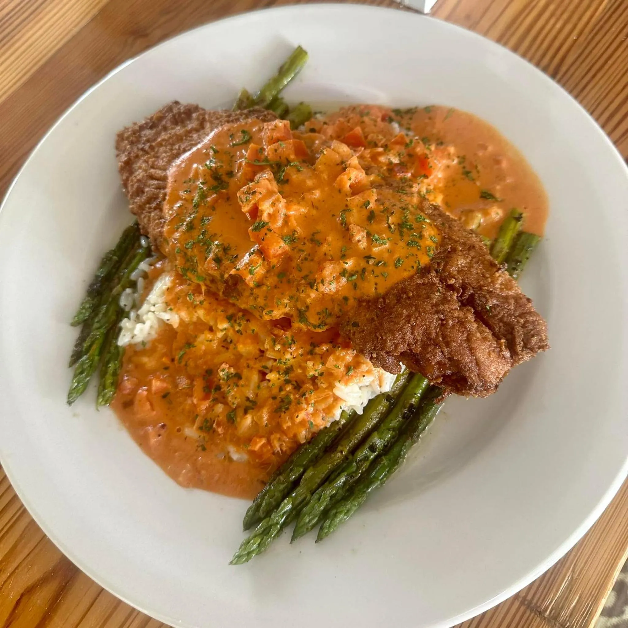 Restaurant/places to eat in Riverview Hotel