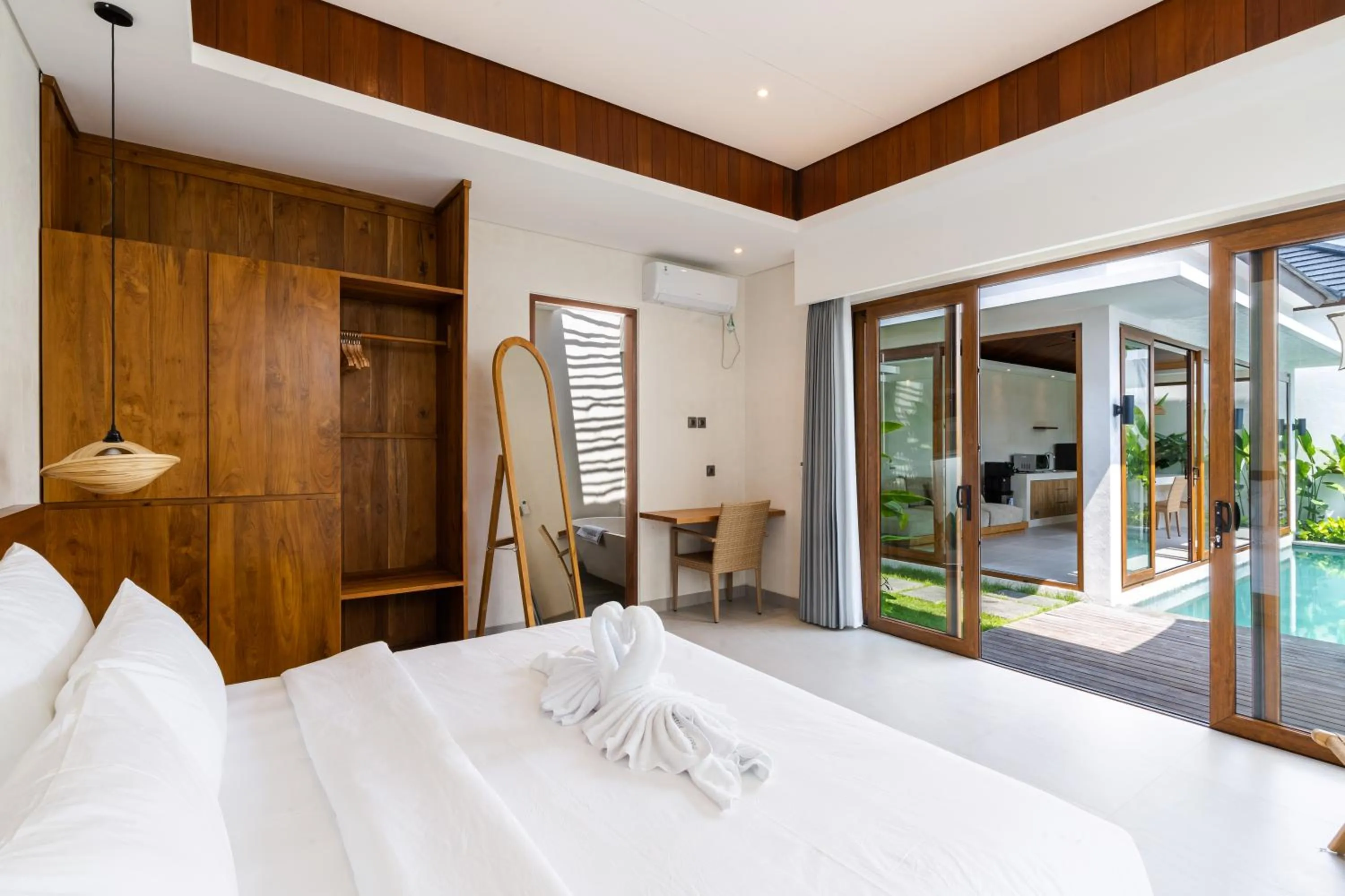 Bed in J4 Villas Sanur