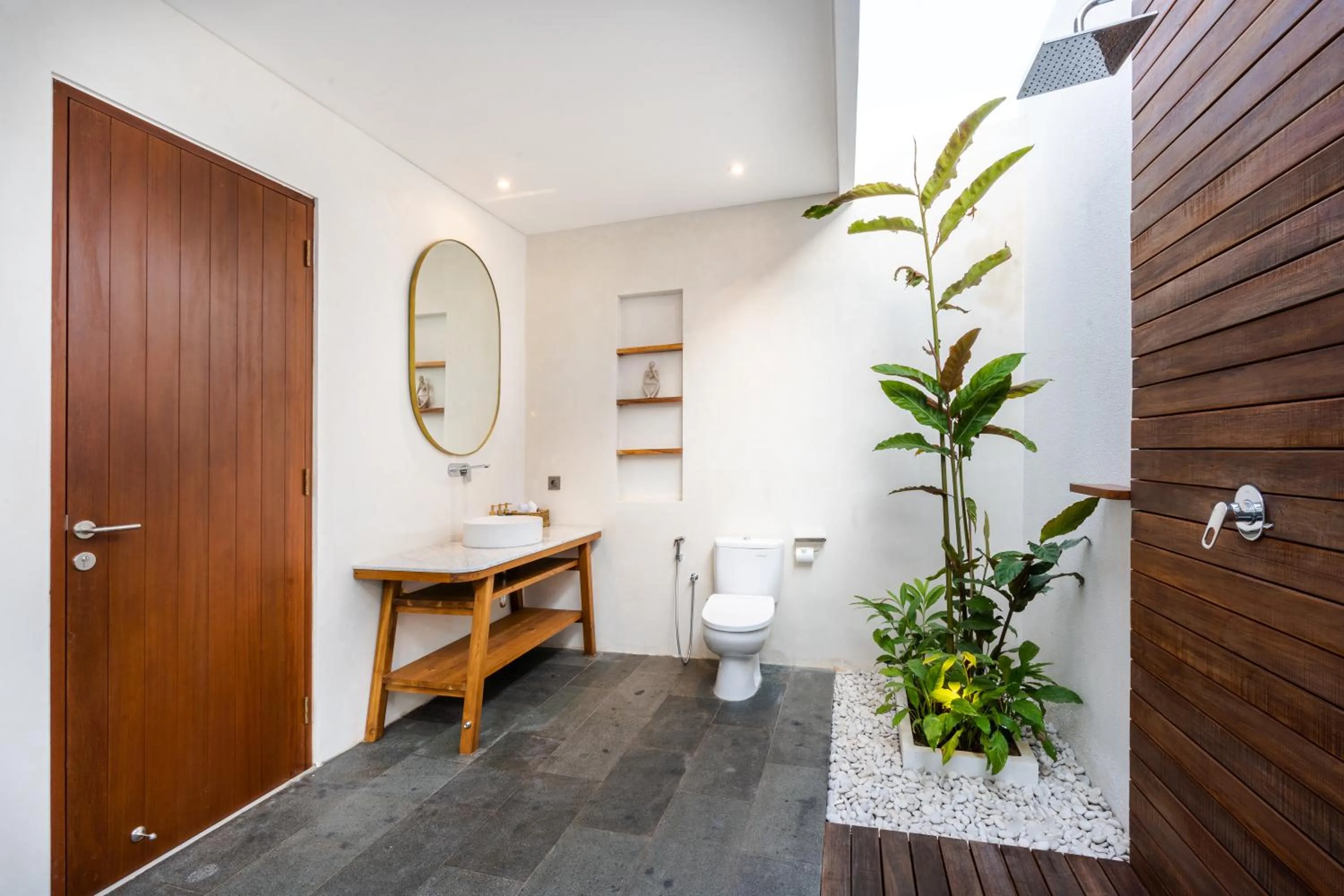Toilet in J4 Villas Sanur