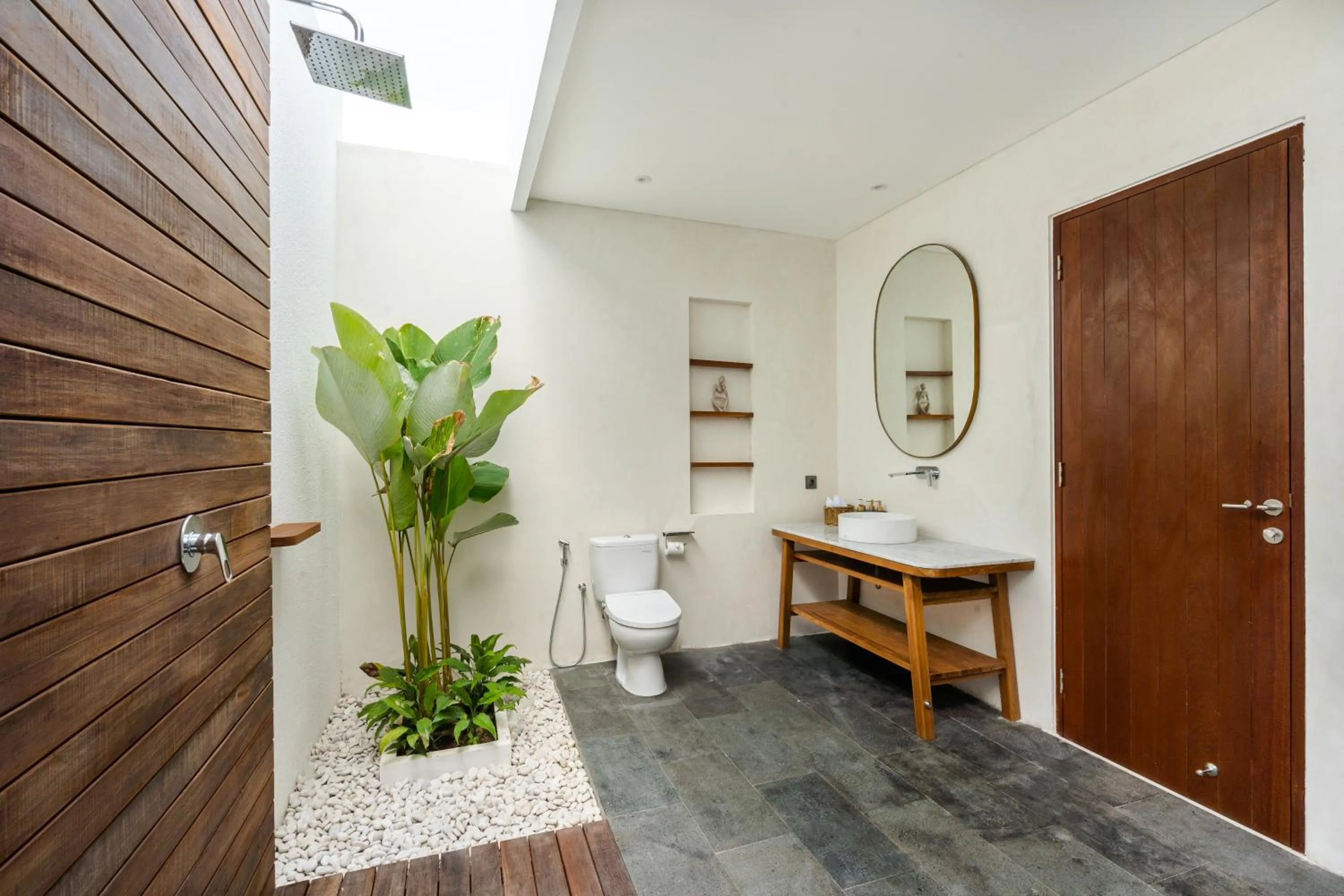 Toilet in J4 Villas Sanur