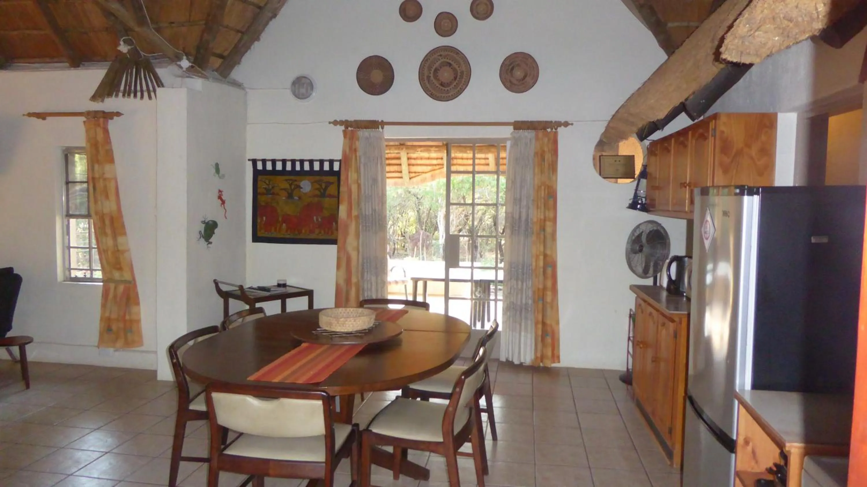 Dining area in Kruger Cottage