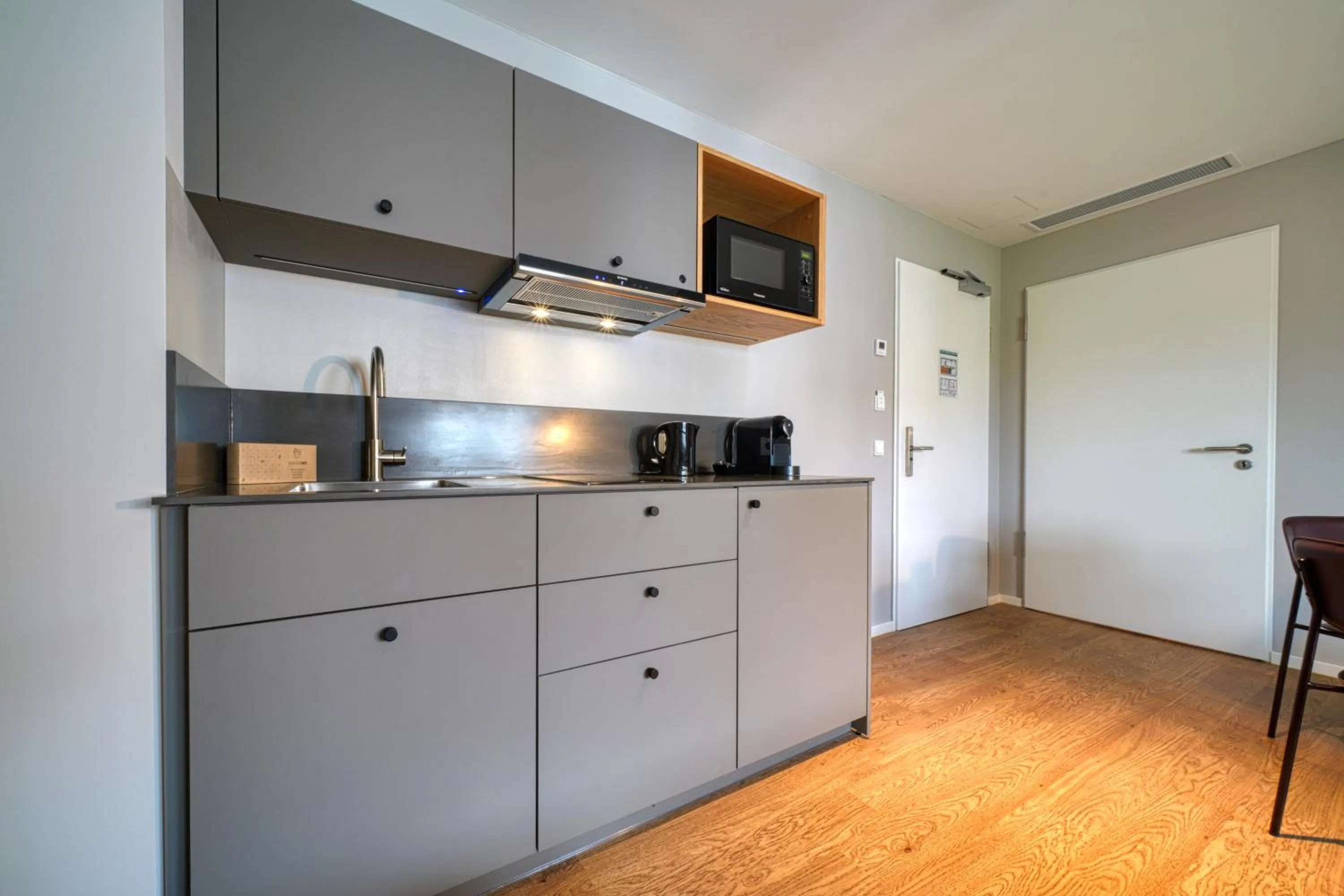 Kitchen or kitchenette in INA Boutique Hannover-Linden - Digital Access