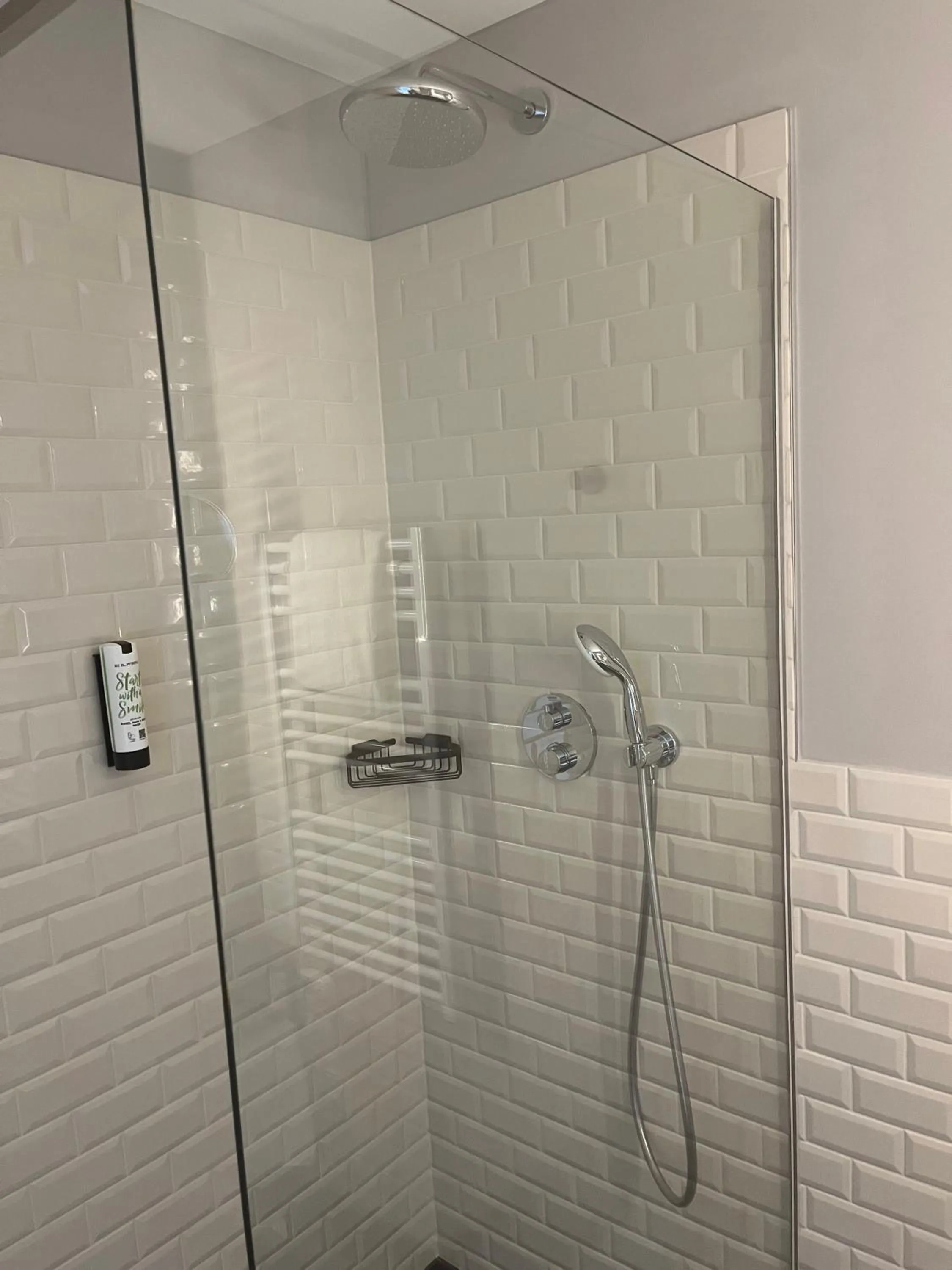 Bathroom in INA Boutique Hannover-Linden - Digital Access