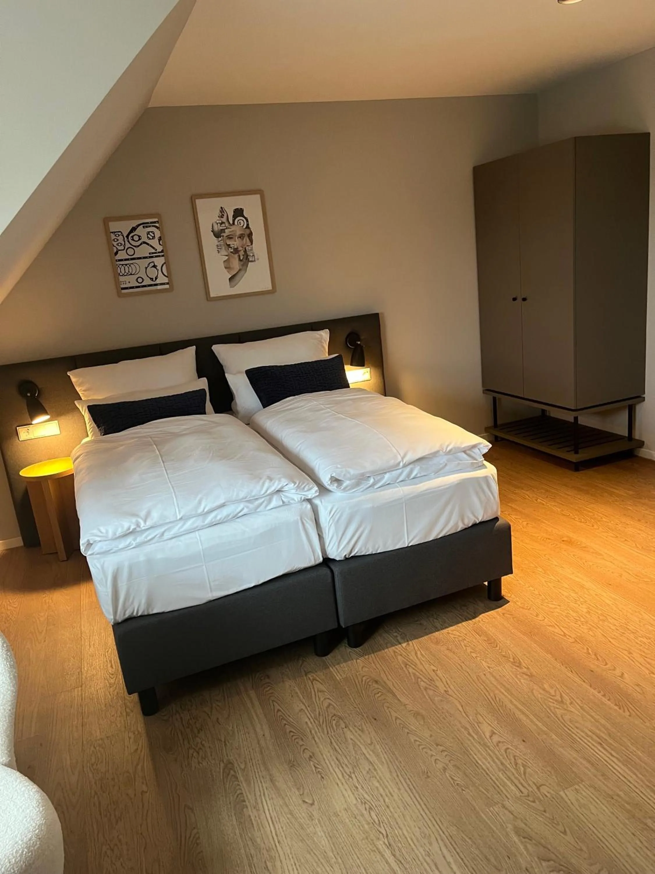 Photo of the whole room, Bed in INA Boutique Hannover-Linden - Digital Access