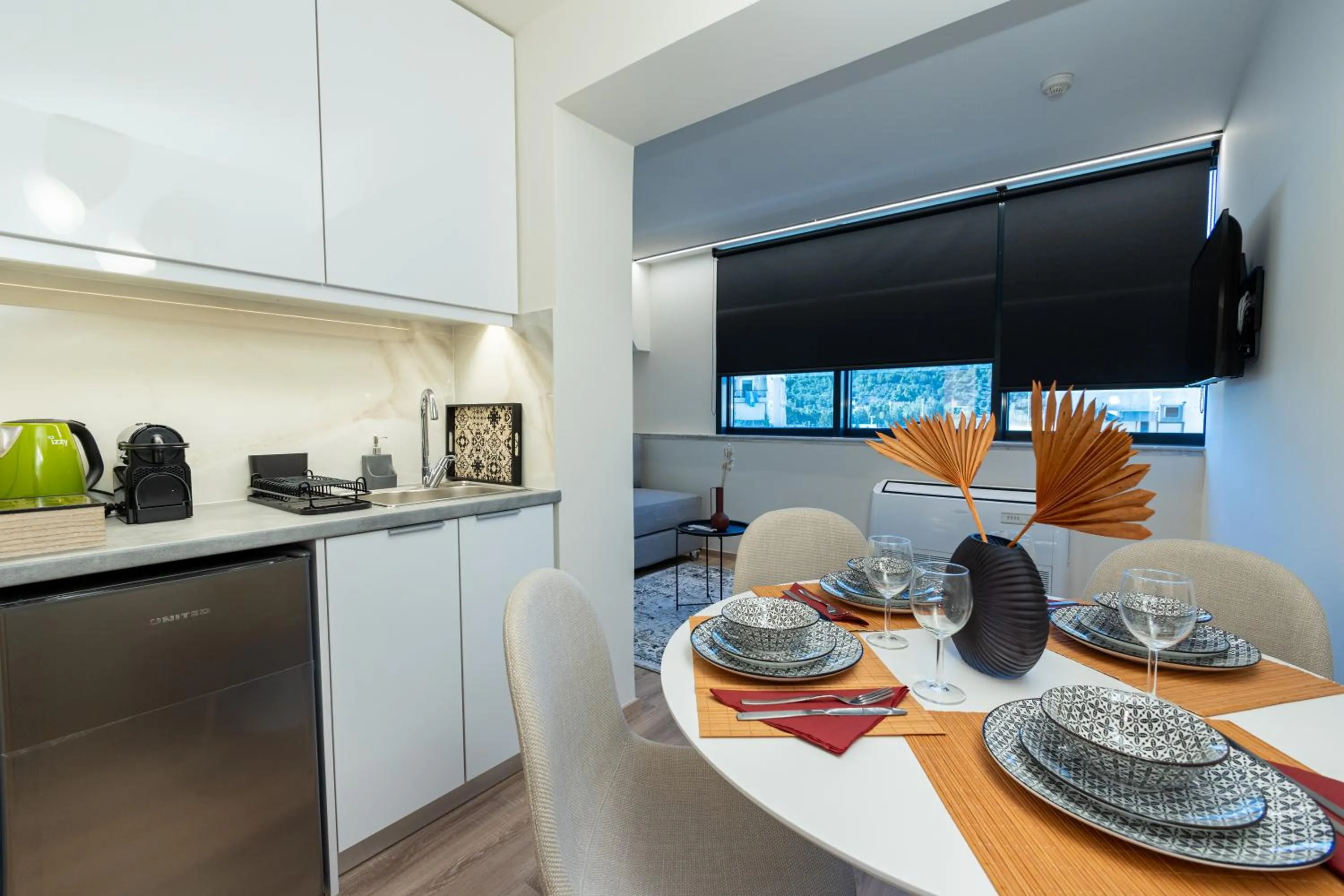 Kitchen or kitchenette in Athens Airport Living spaces