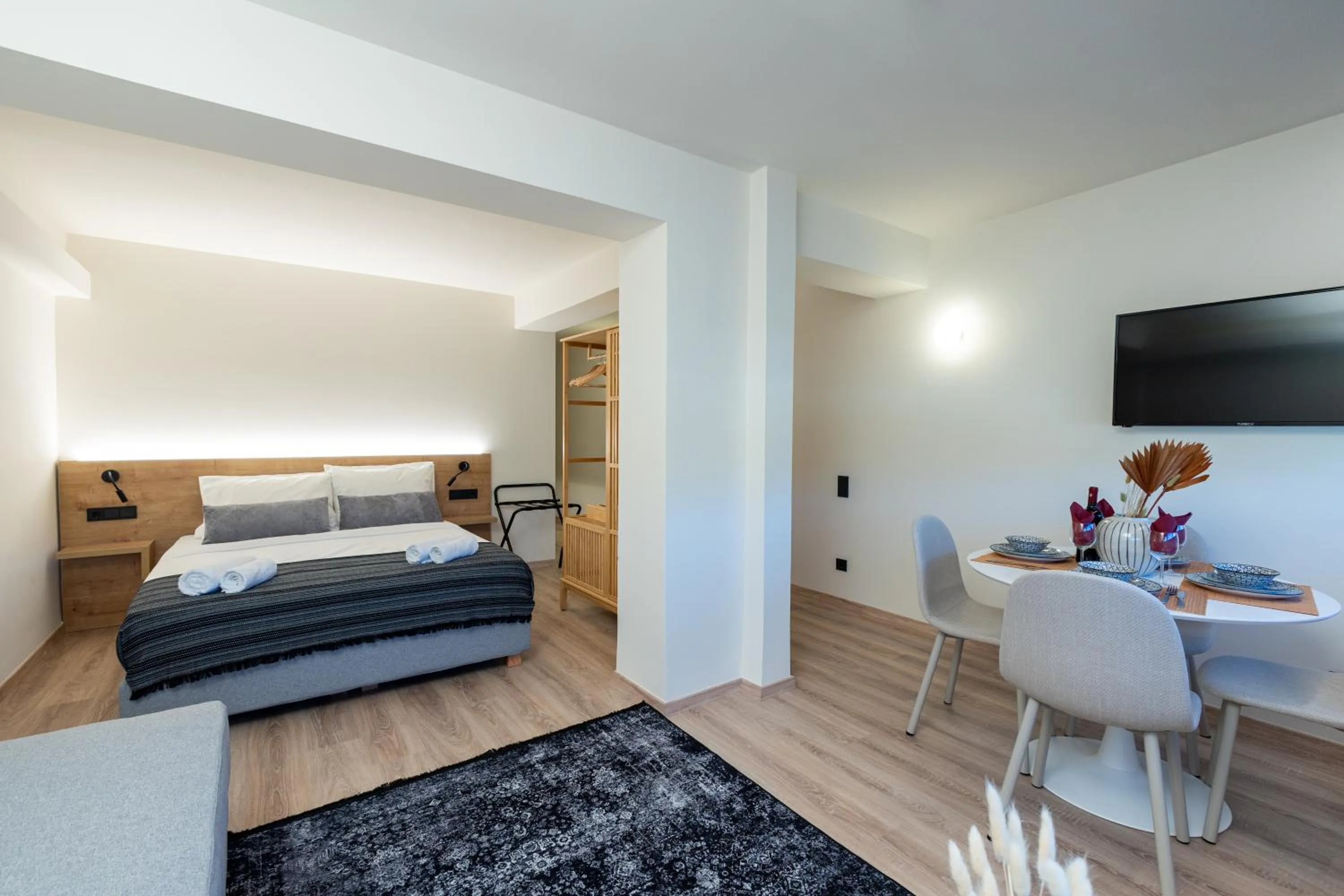 Photo of the whole room, Bed in Athens Airport Living spaces