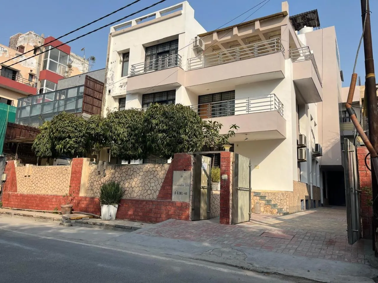 Property building in NICE Stay & Care