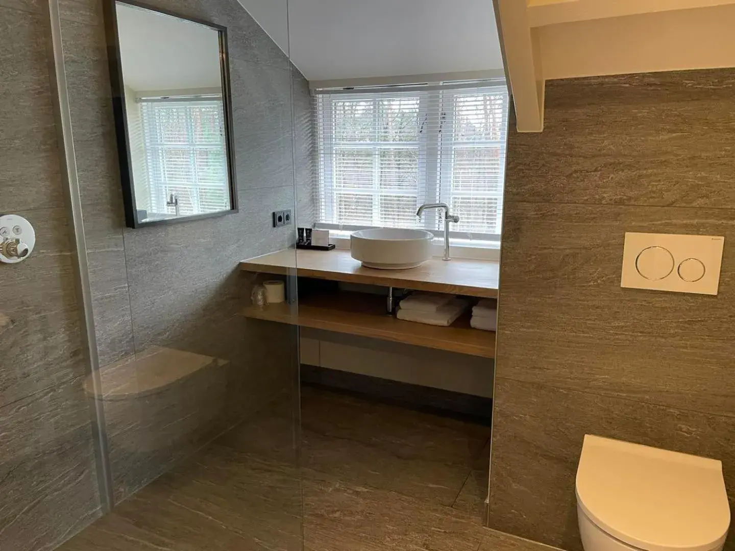 Comfort Twin Room in Landgoed De Uitkijk Hellendoorn Comfort Twin Room in Landgoed De Uitkijk Hellendoorn