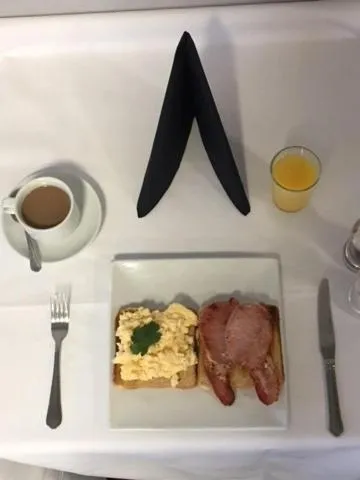 Breakfast in Silverstone Golf Club And Hotel