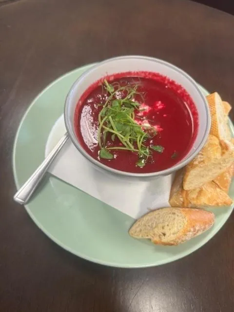 Food and drinks in Silverstone Golf Club And Hotel