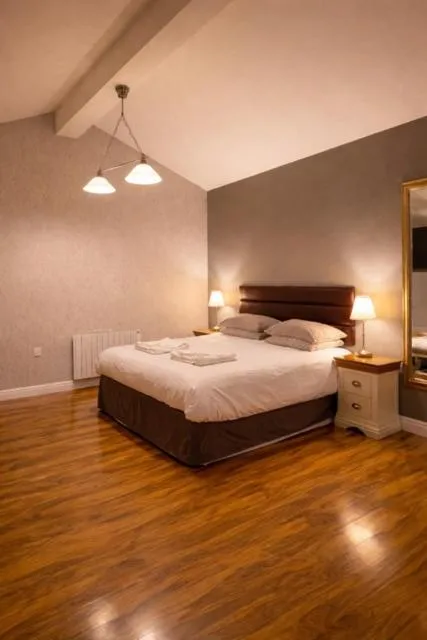 Bed in Silverstone Golf Club And Hotel