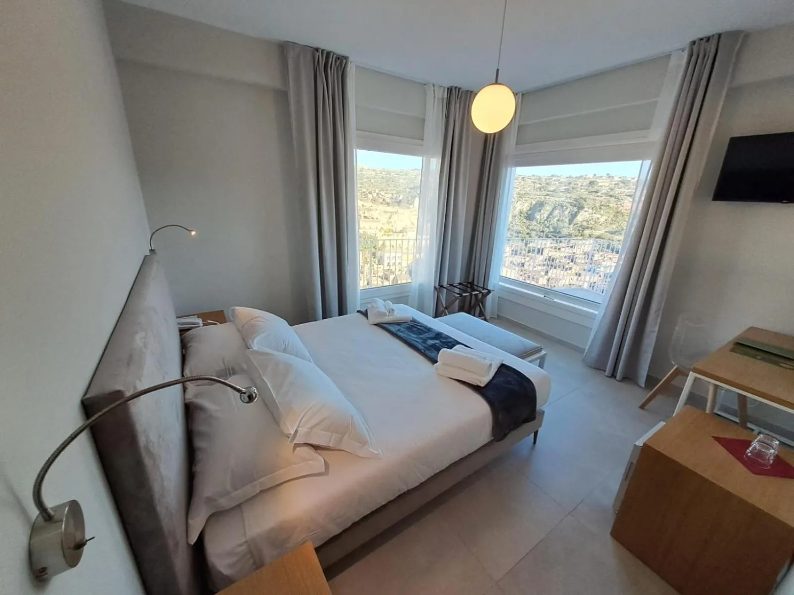 Photo of the whole room, Bed in Itria Modica