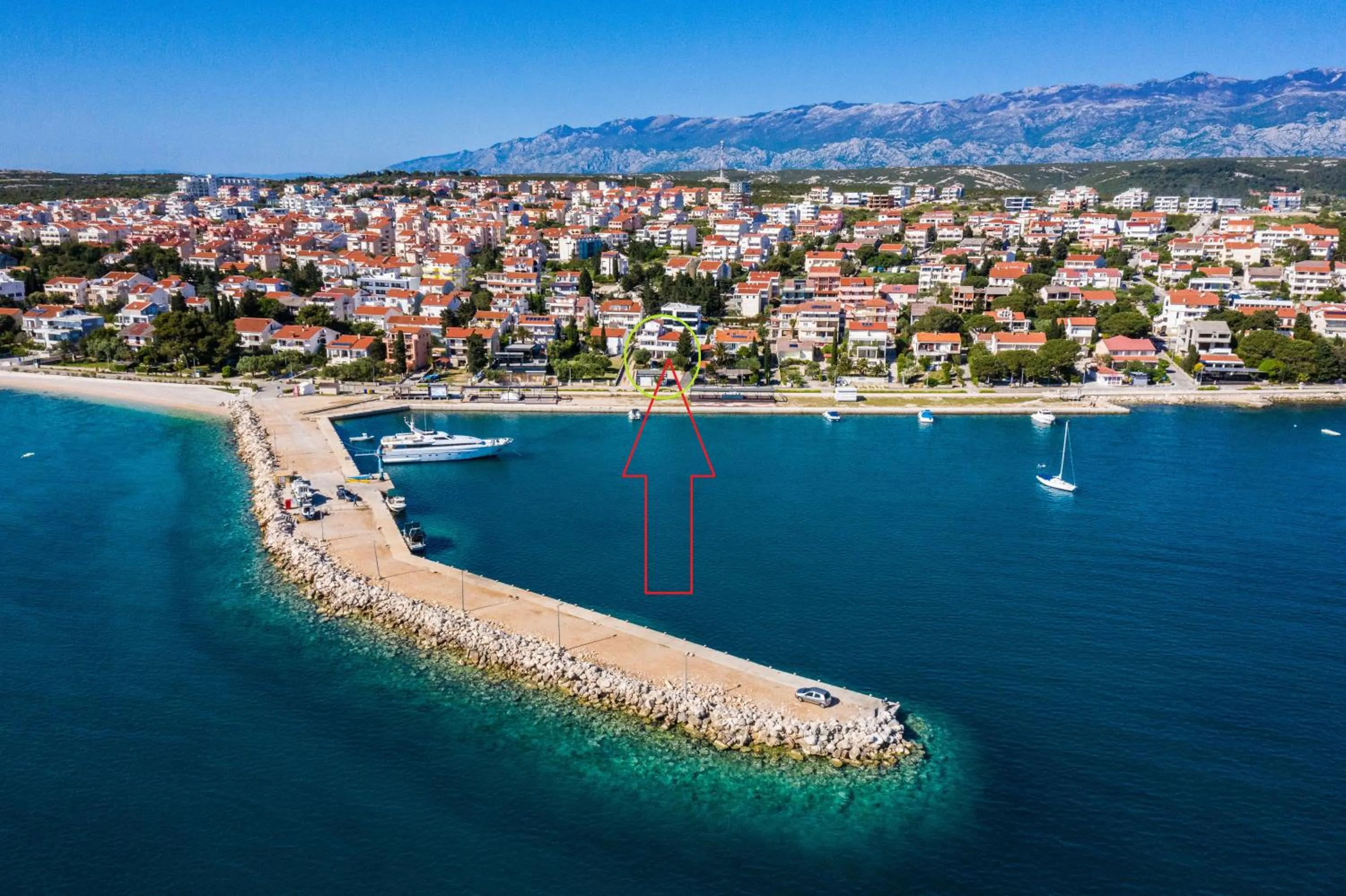Apartments by the sea Semy