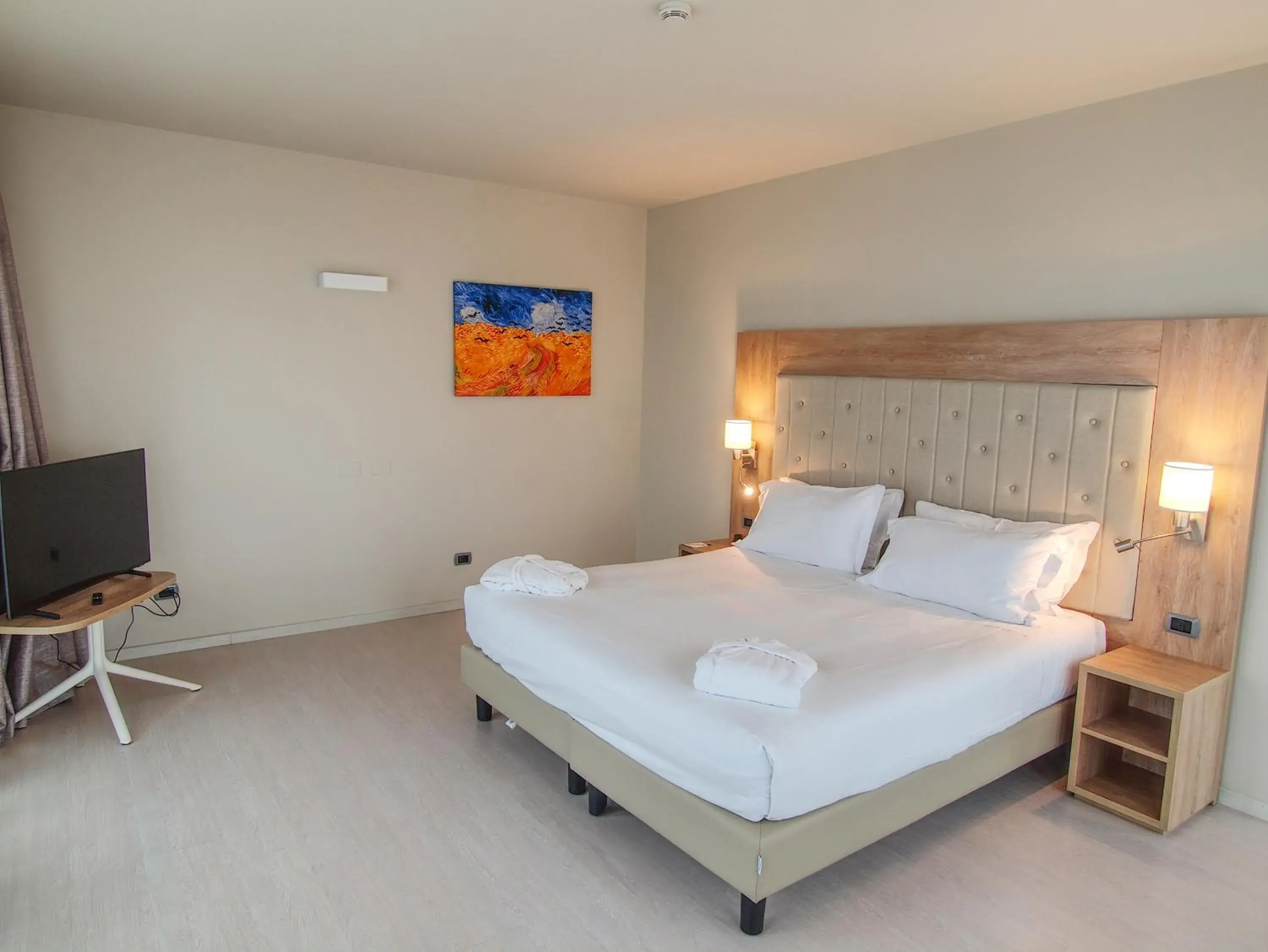 Bedroom, Bed in Tower Hotel Malpensa Bedroom, Bed in Tower Hotel Malpensa