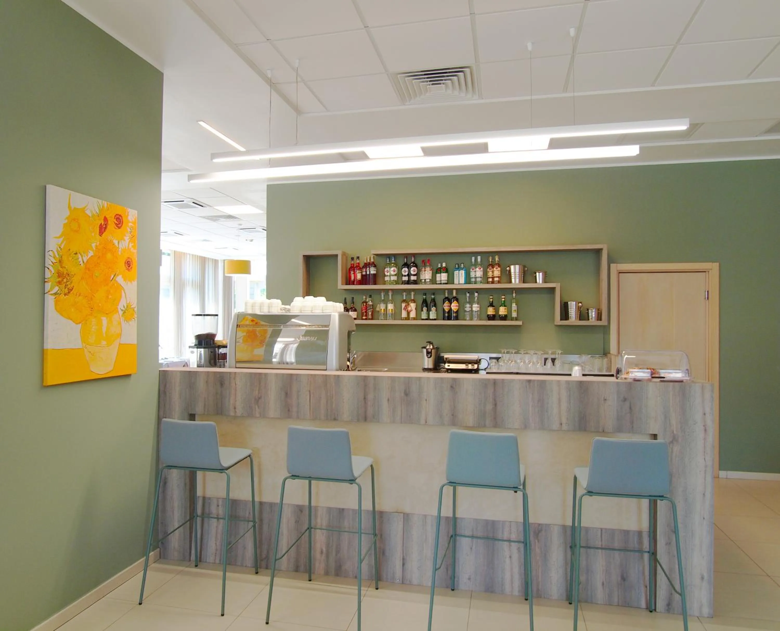 Lounge or bar in Tower Hotel Malpensa