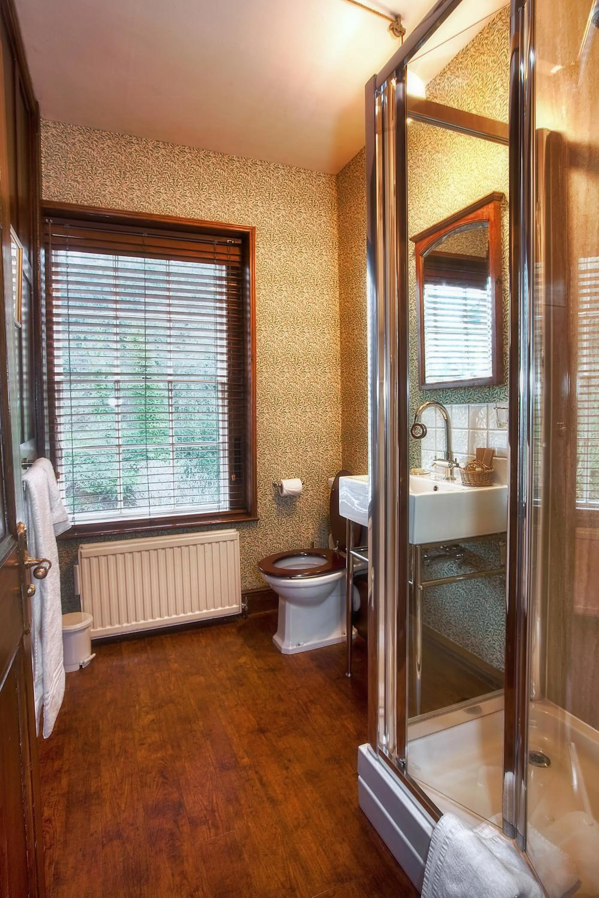 Bathroom in Hodgkinsons Hotel Matlock Bath