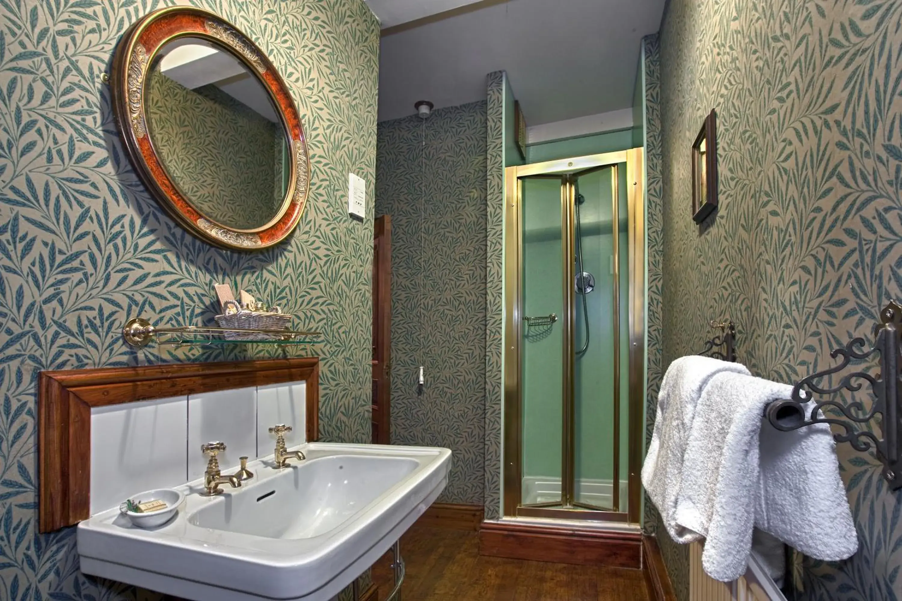 Deluxe Double Room in Hodgkinsons Hotel Matlock Bath Deluxe Double Room in Hodgkinsons Hotel Matlock Bath