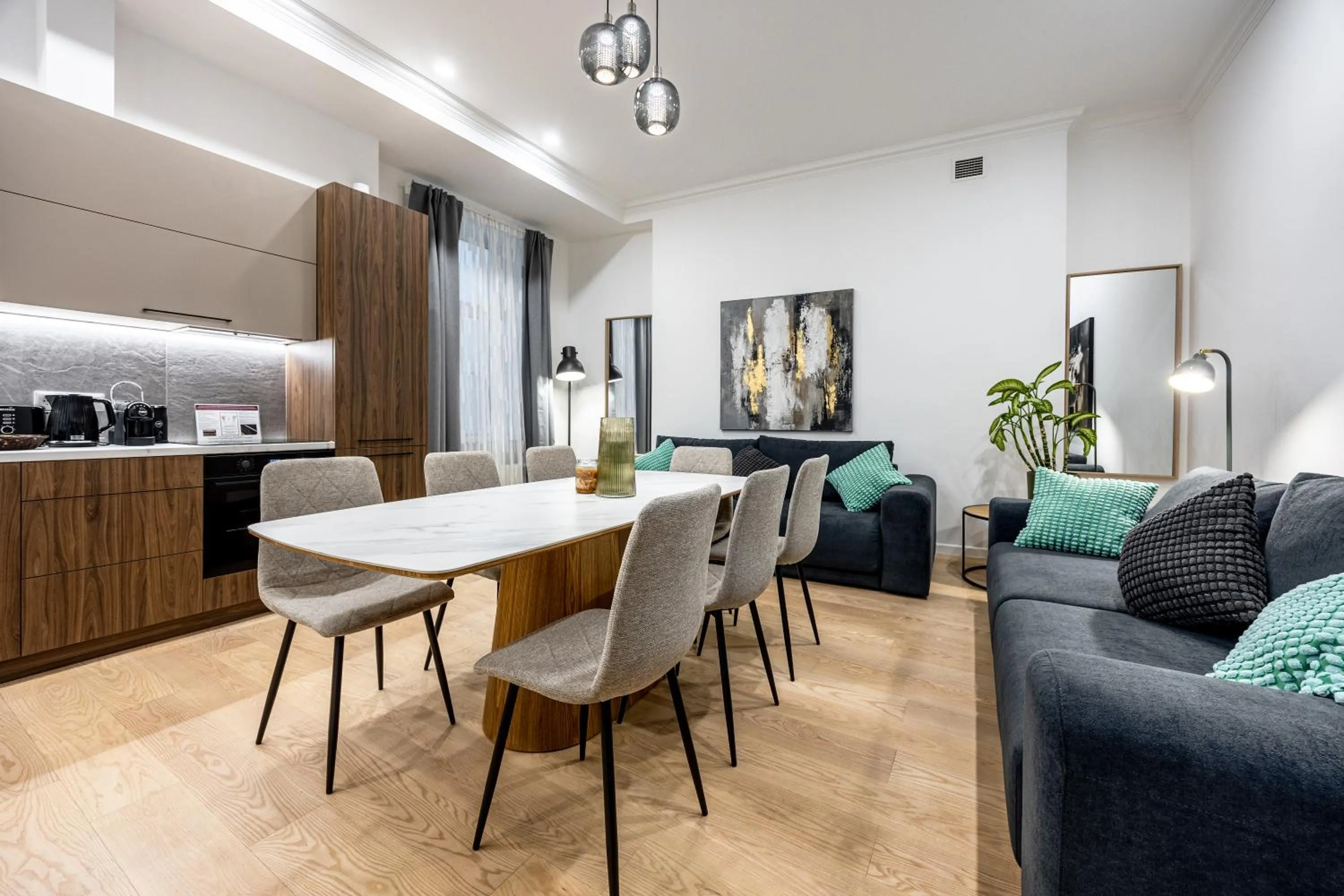 Two-Bedroom Superior Apartment in RIGAAPARTMENT ELIZABETES 22 Self-Service Aparthotel
