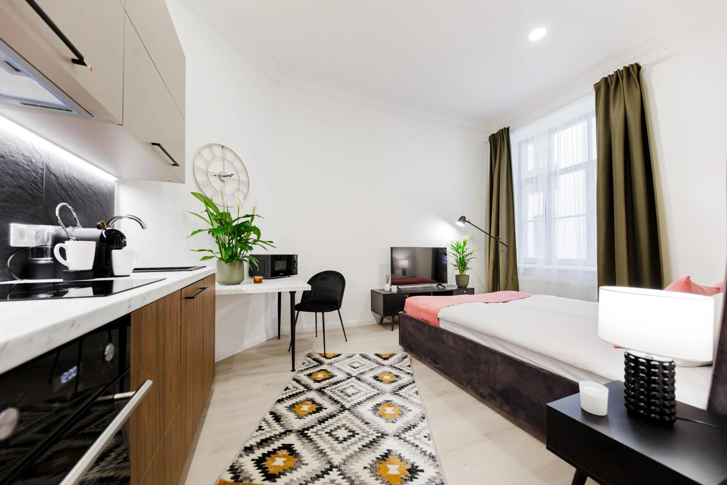 Studio Apartment in RIGAAPARTMENT ELIZABETES 22 Self-Service Aparthotel