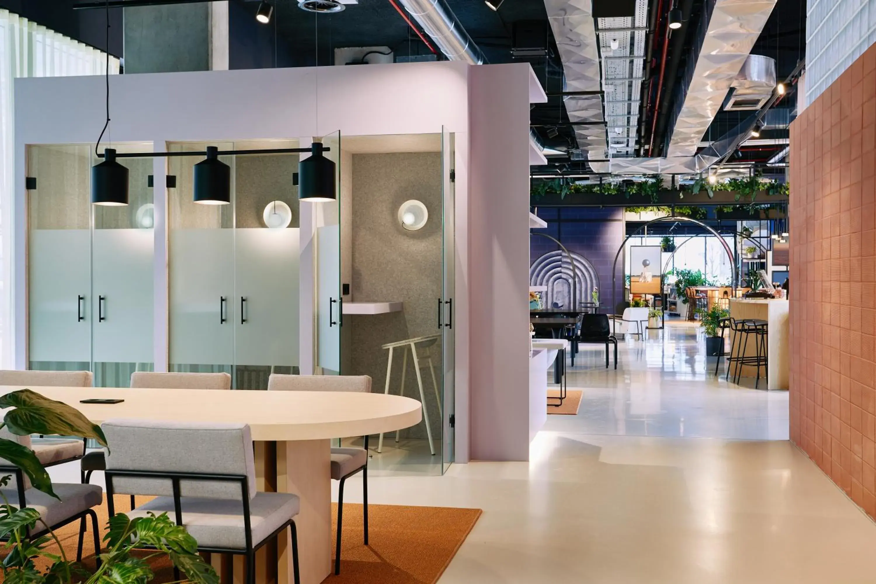 Property building in The Social Hub San Sebastián Property building in The Social Hub San Sebastián