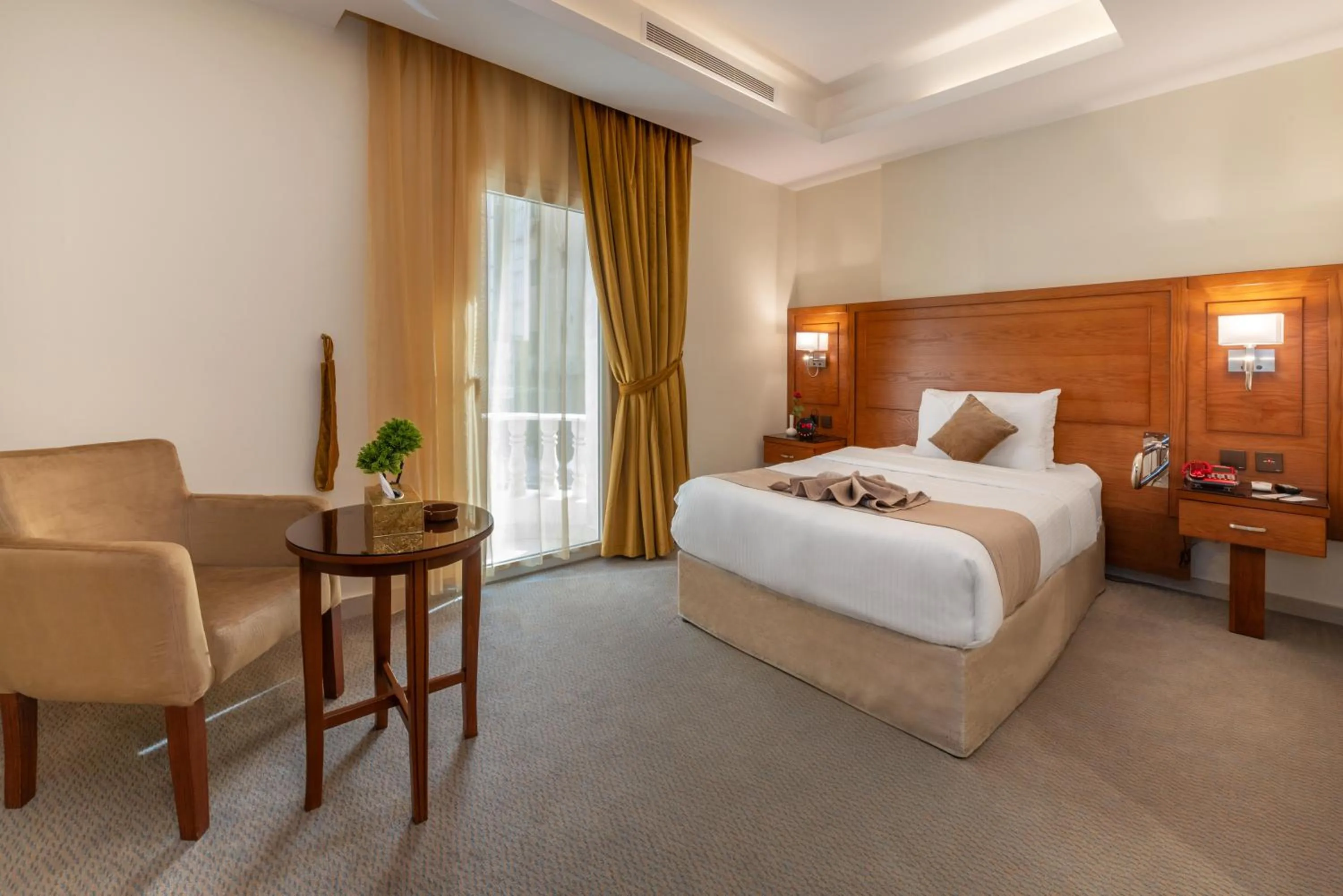 Bed in Rose Jeddah Hotel 2