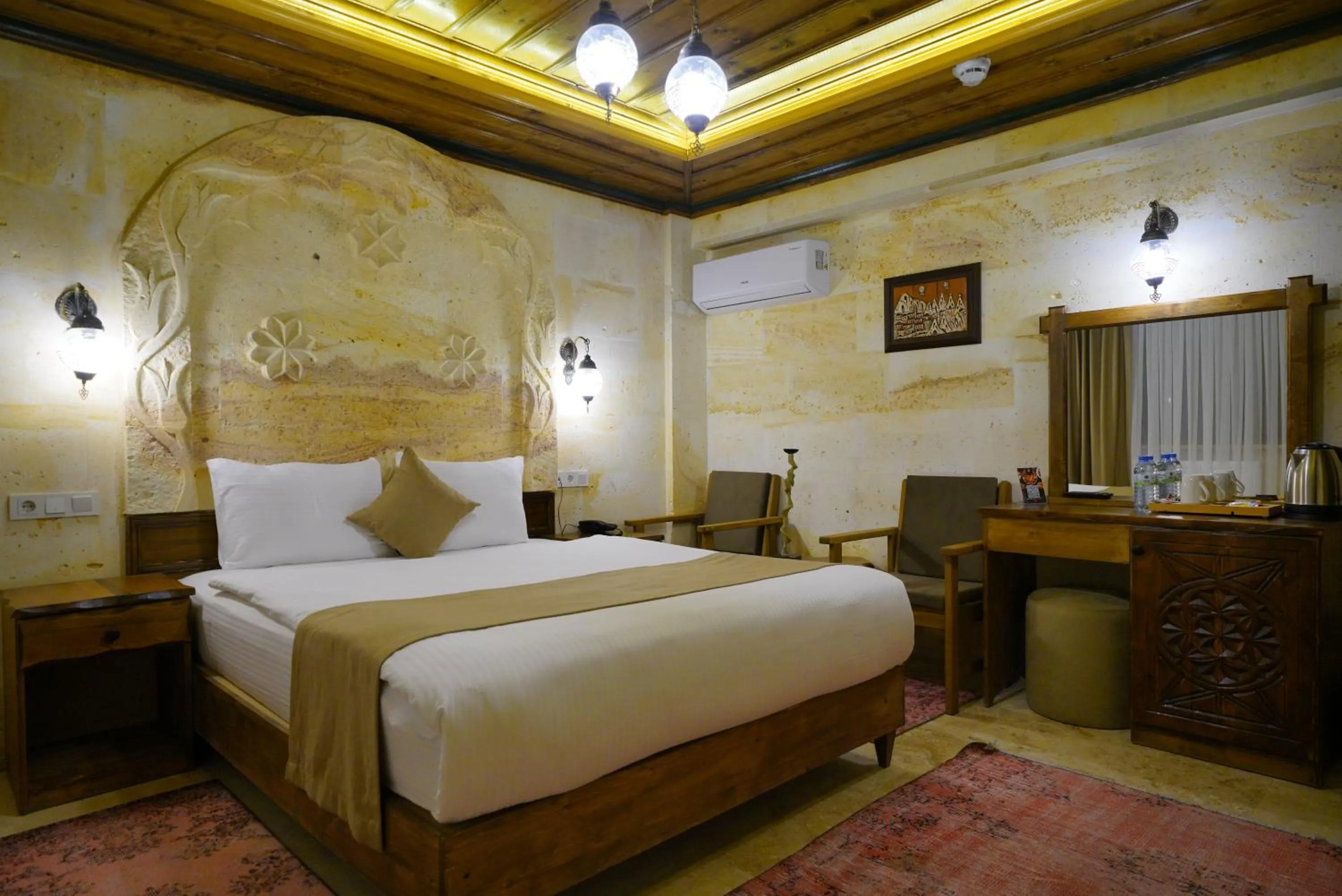 Bed in Enjoy Stone Hotel