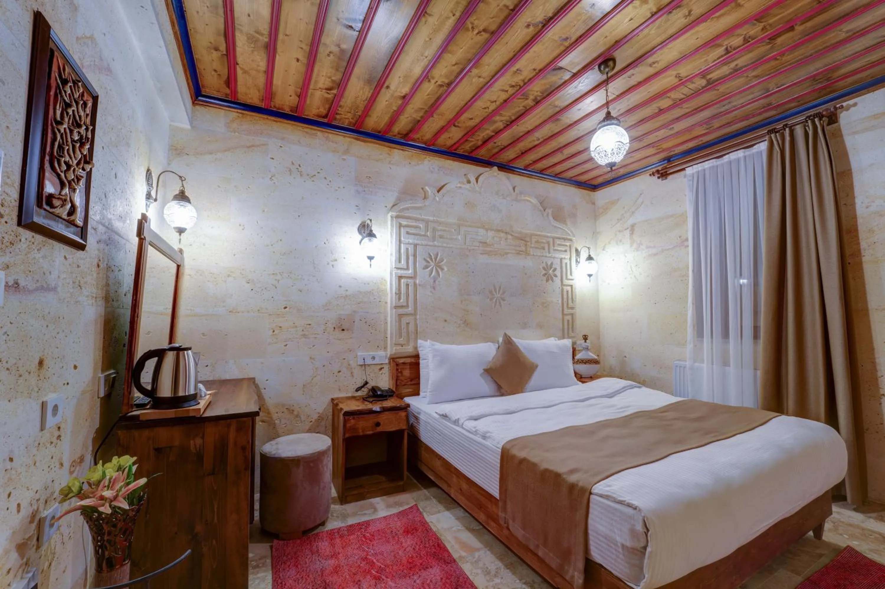 Photo of the whole room, Bed in Enjoy Stone Hotel