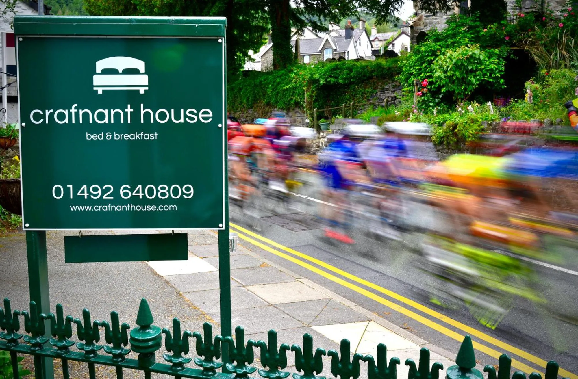 Cycling in Crafnant House - Bed & Breakfast