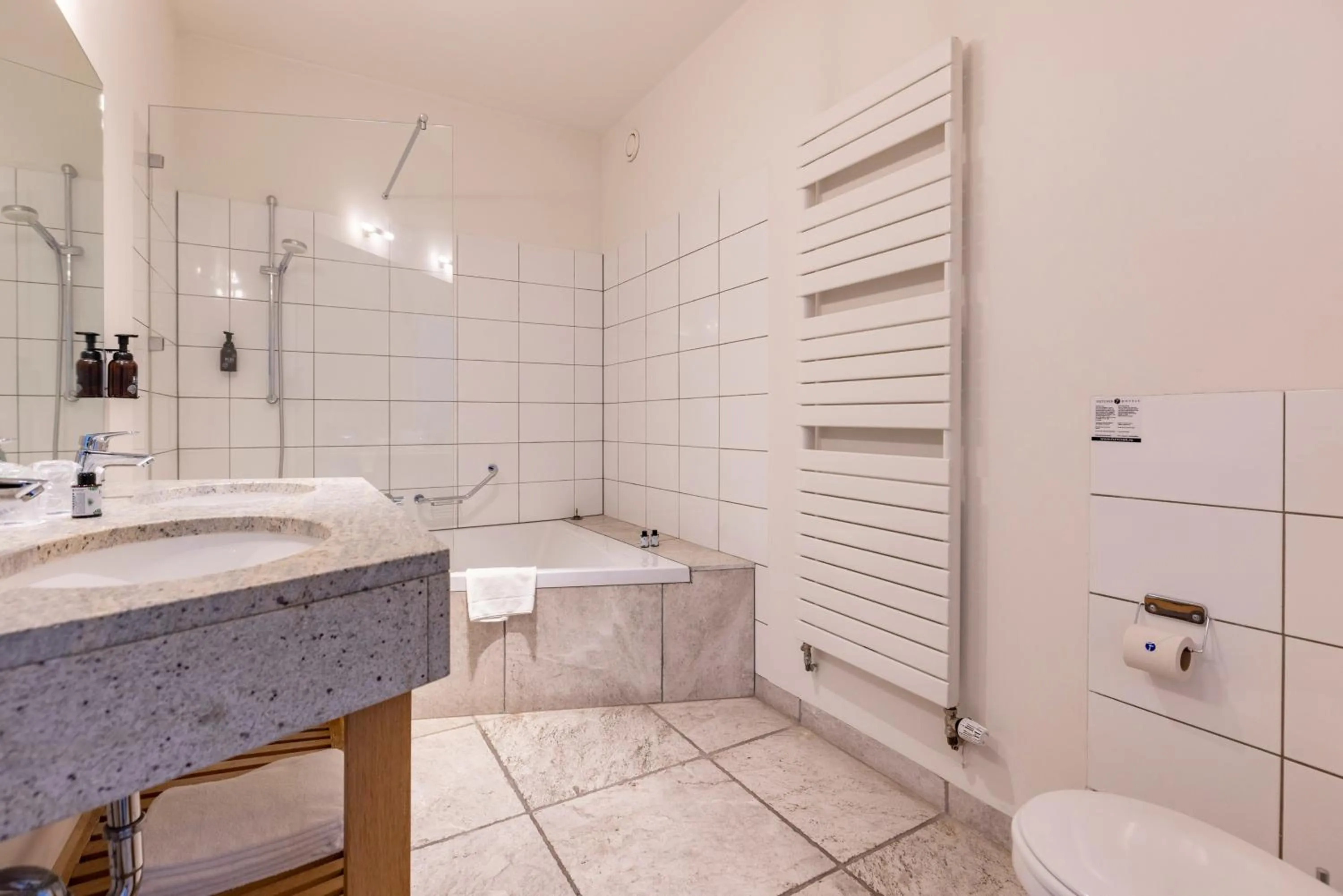 Bathroom in Fletcher Hotel Château De Raay