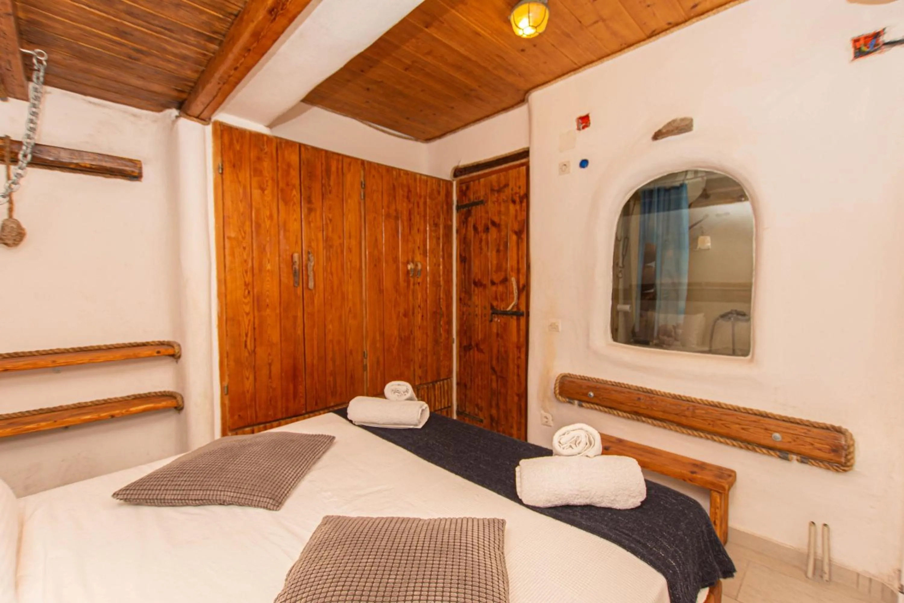 Bed in Peristeronas Village