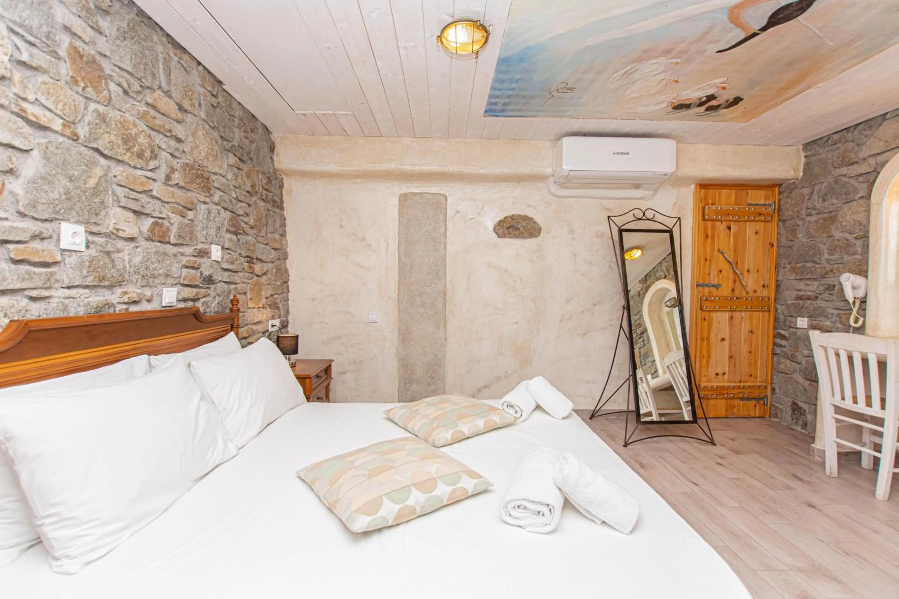 Bed in Peristeronas Village