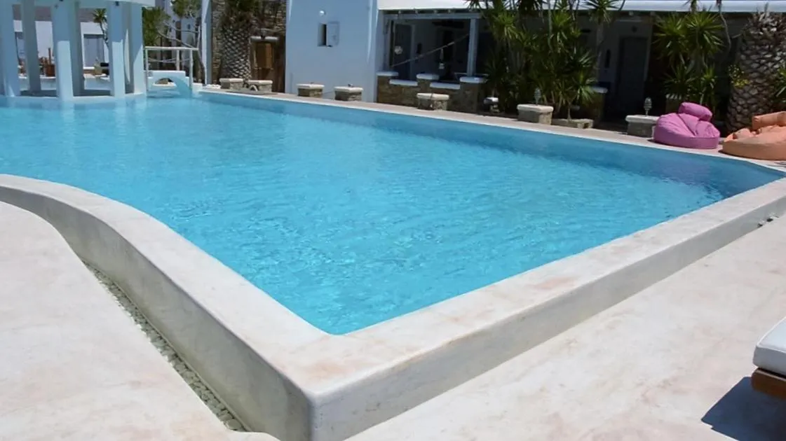 Swimming pool in Peristeronas Village