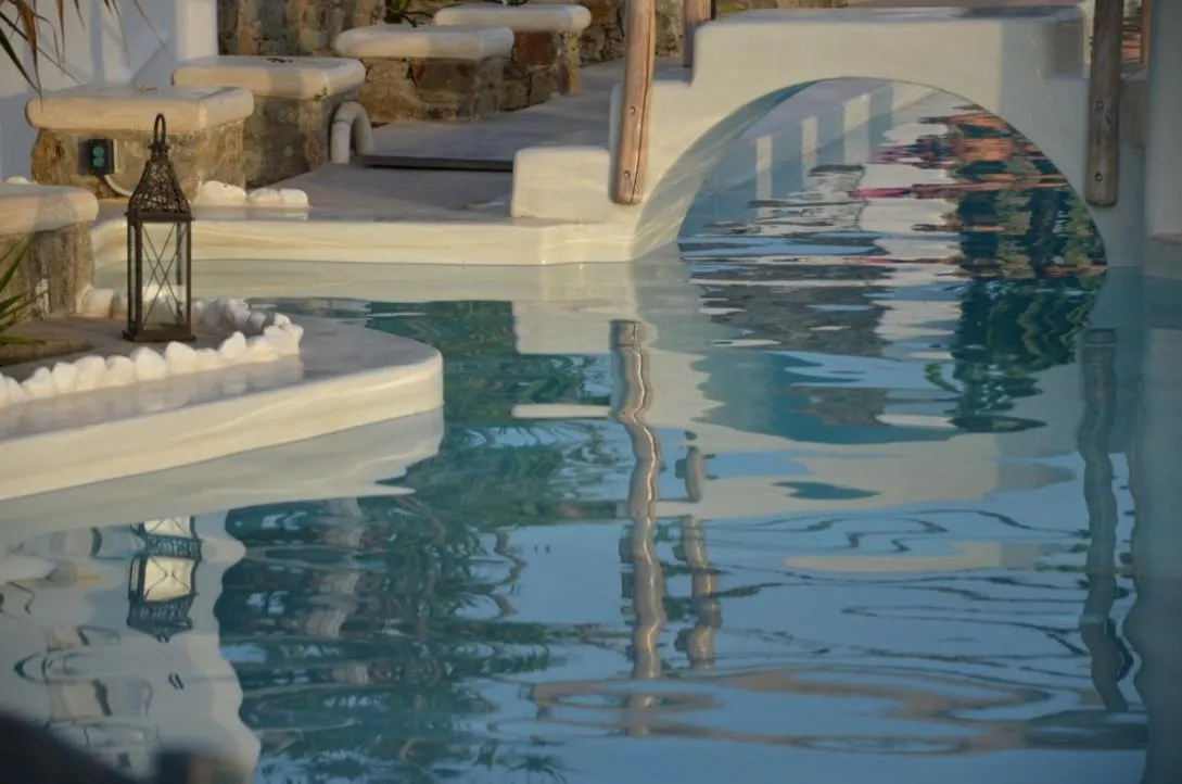 Swimming pool in Peristeronas Village