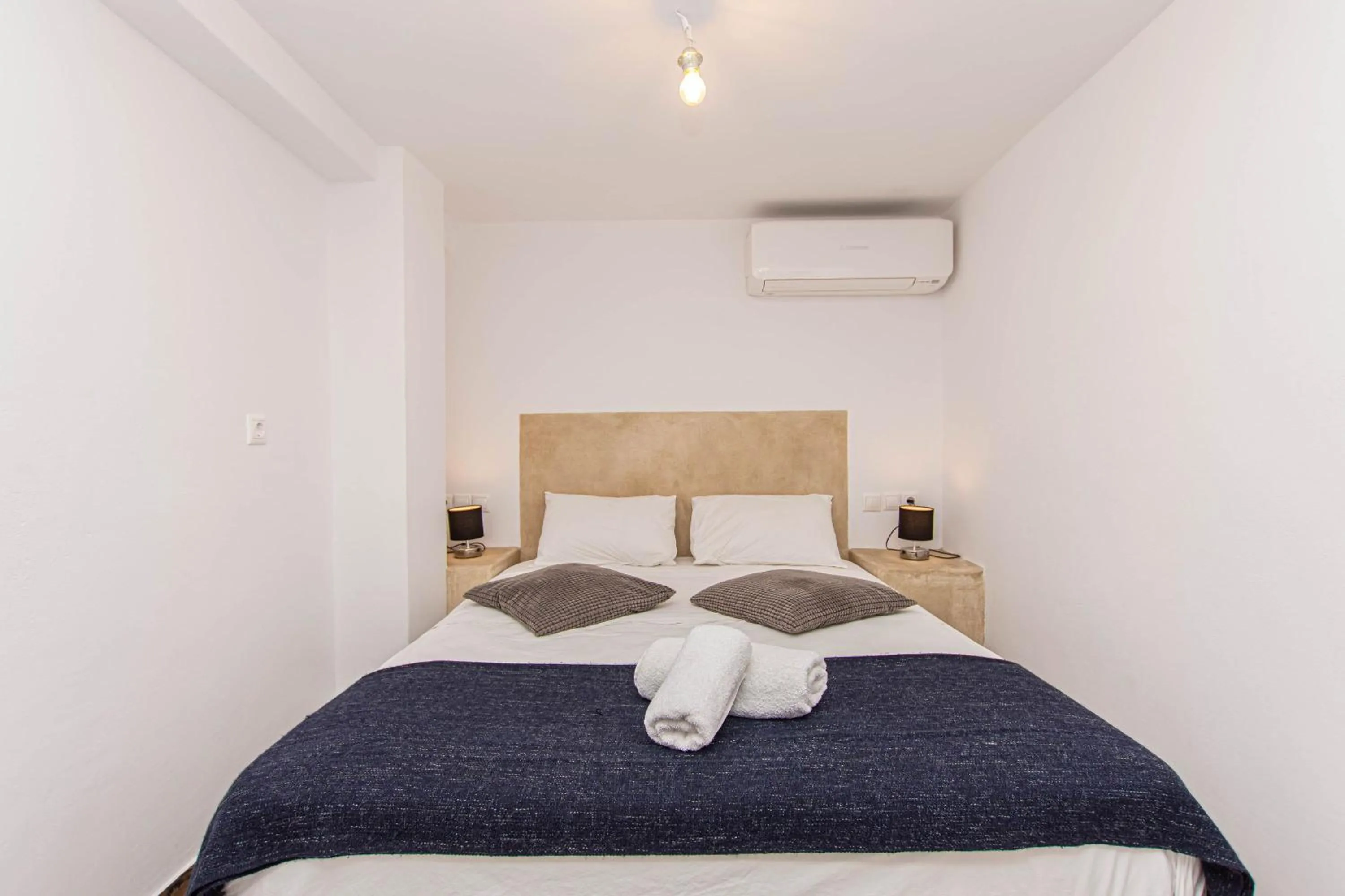 Bed in Peristeronas Village