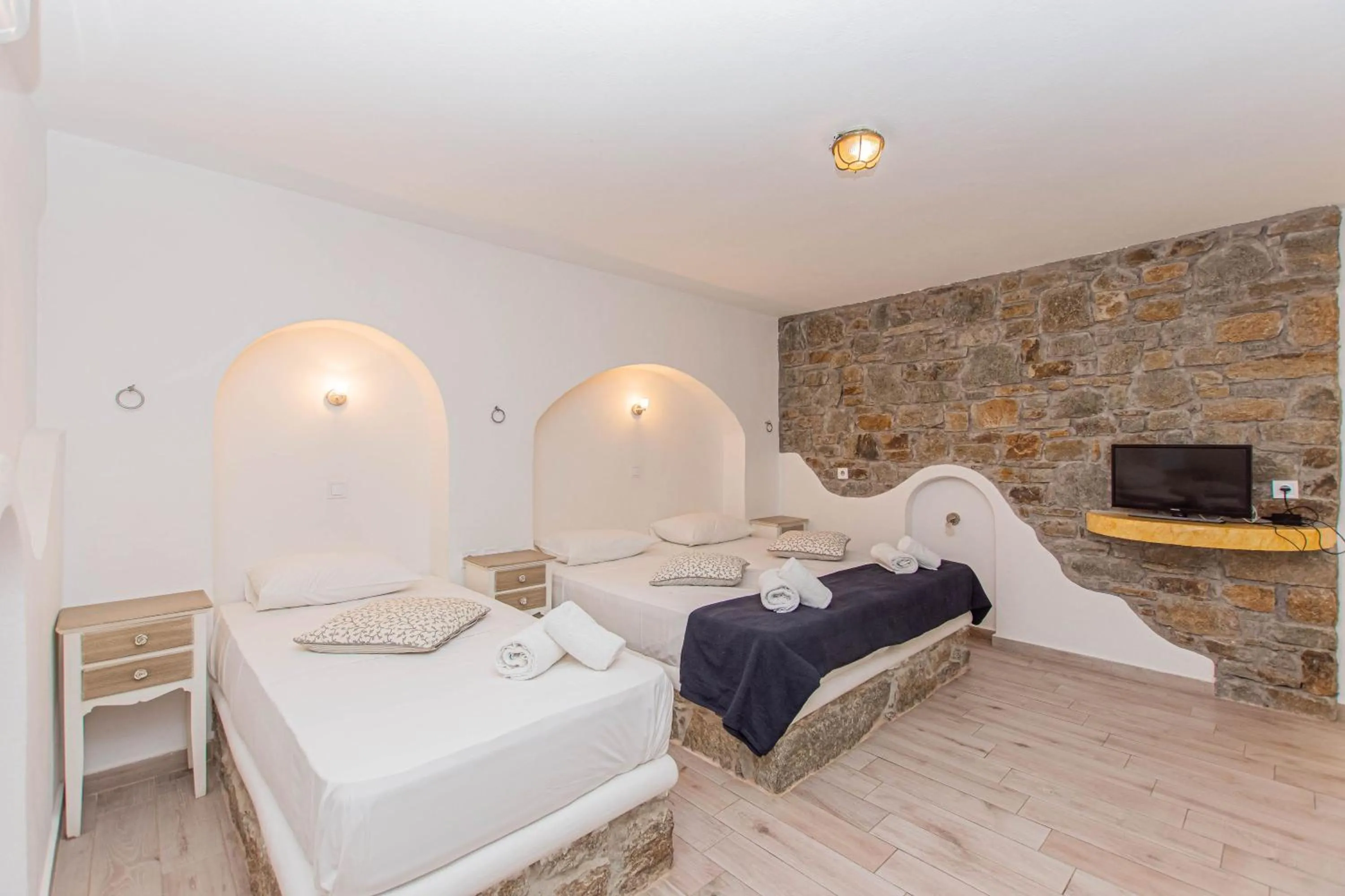 Bed in Peristeronas Village